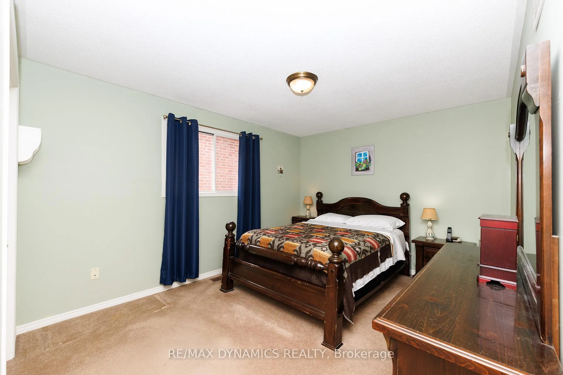 Photo 13 of 15 Rollins Drive, Welland, N. Welland — HOMEH
