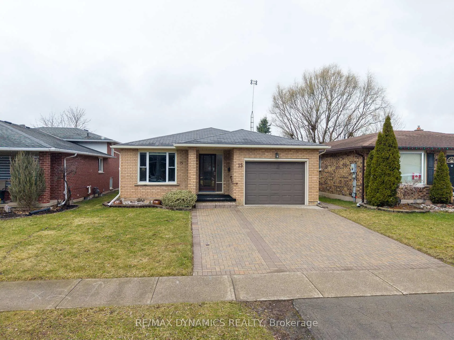 Photo 24 of 15 Rollins Drive, Welland, N. Welland — HOMEH