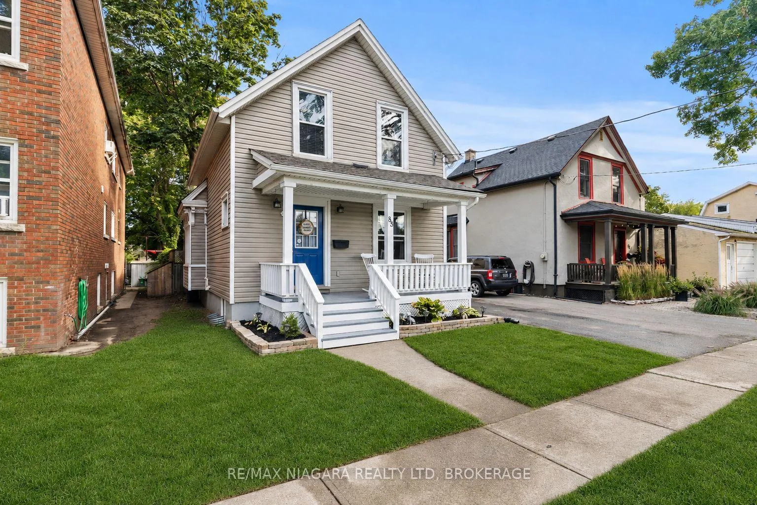 Photo 4 of 85 Maple St Street, St. Catharines, Downtown — HOMEH