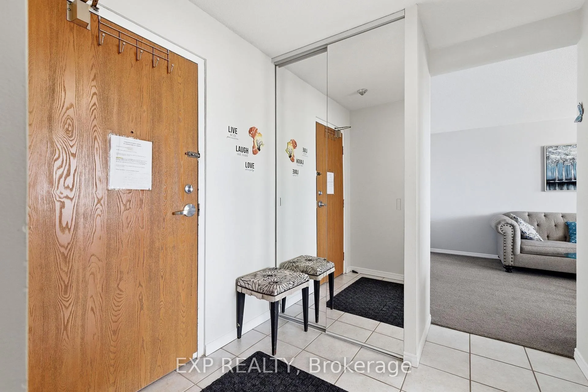 Photo 5 of Unit 1004, 200 Jamieson Parkway, Cambridge — HOMEH