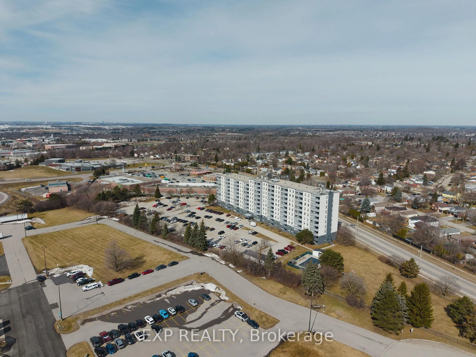 Photo 23 of Unit 1004, 200 Jamieson Parkway, Cambridge — HOMEH