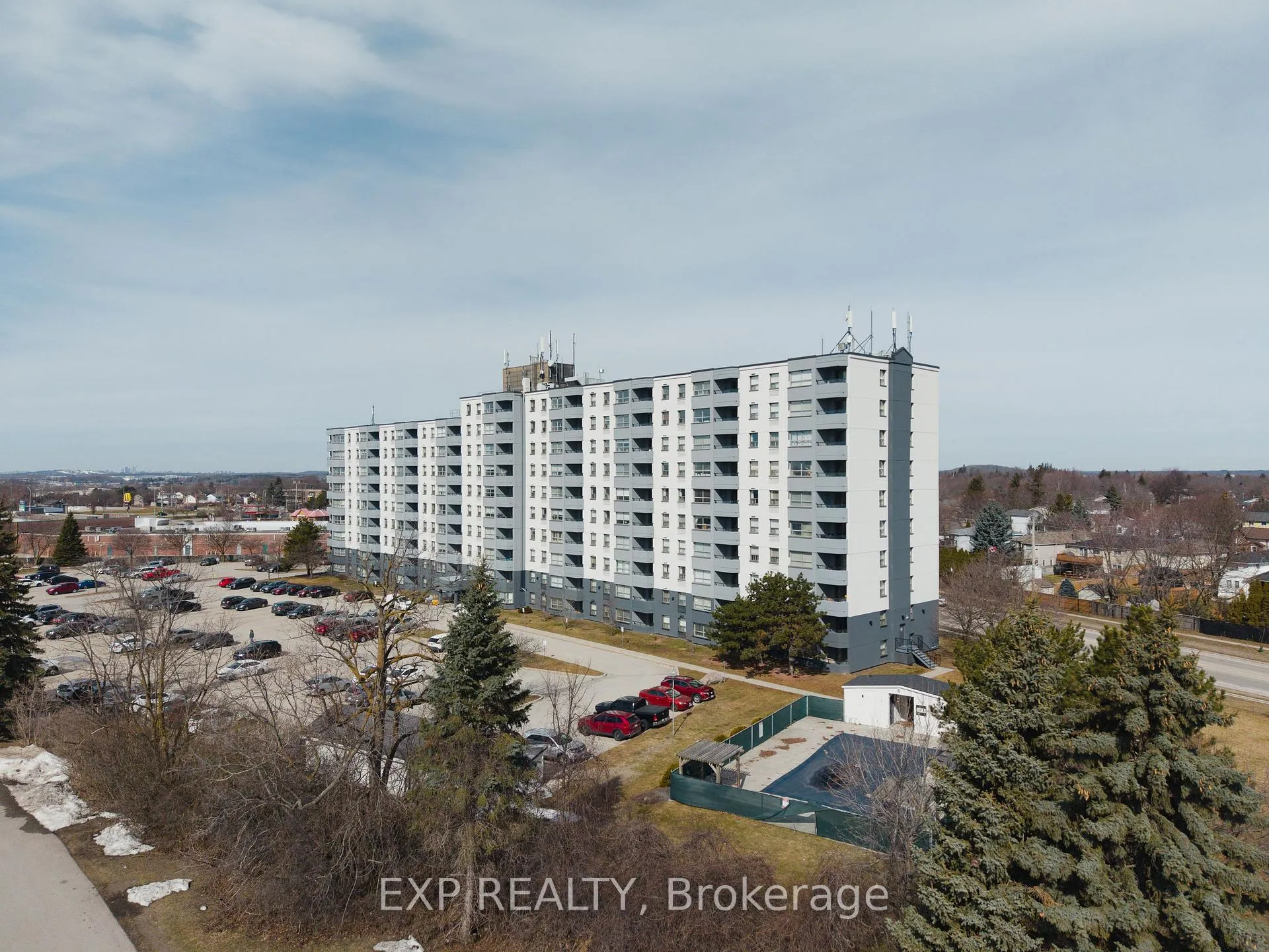 Photo 24 of Unit 1004, 200 Jamieson Parkway, Cambridge — HOMEH
