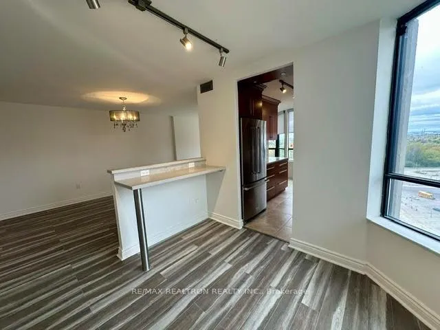 Photo 6 of Unit 1503, 7440 Bathurst Street, Vaughan, Brownridge — HOMEH