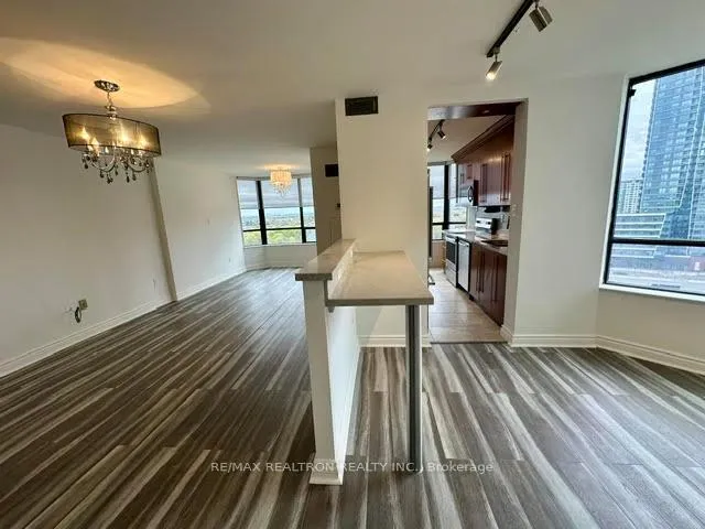 Photo 7 of Unit 1503, 7440 Bathurst Street, Vaughan, Brownridge — HOMEH