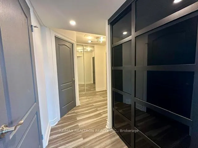 Photo 10 of Unit 1503, 7440 Bathurst Street, Vaughan, Brownridge — HOMEH