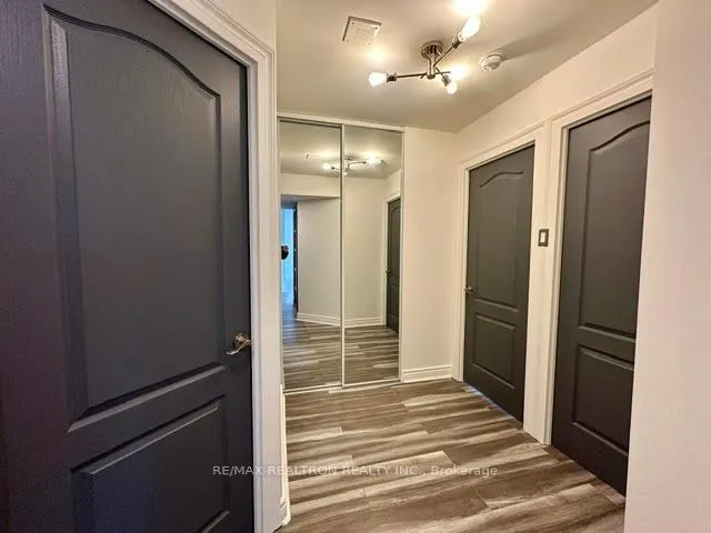 Photo 11 of Unit 1503, 7440 Bathurst Street, Vaughan, Brownridge — HOMEH
