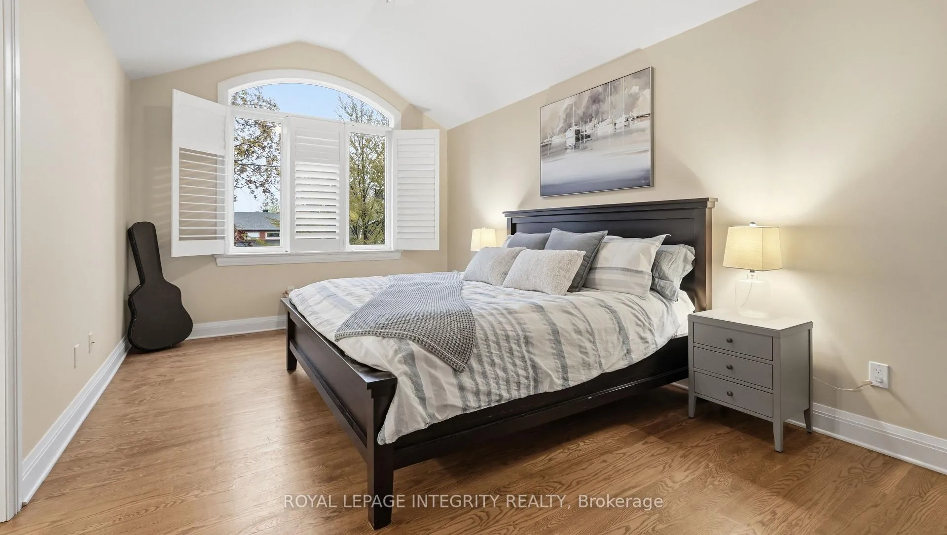 Photo 16 of 142 Faraday Street, Ottawa, Ottawa West — HOMEH