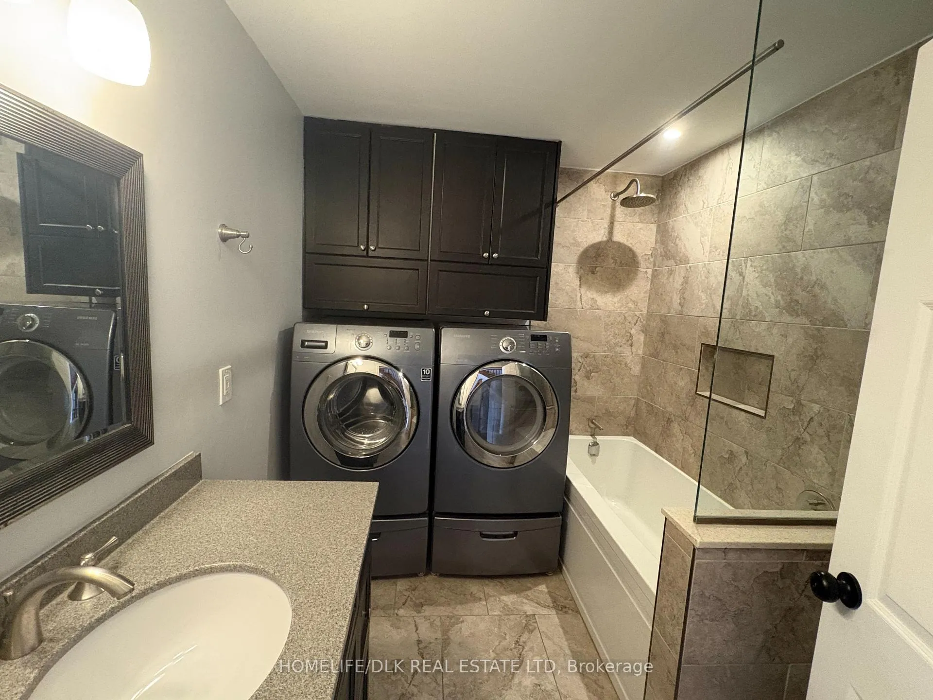 Photo 15 of 88 George Street, Brockville — HOMEH