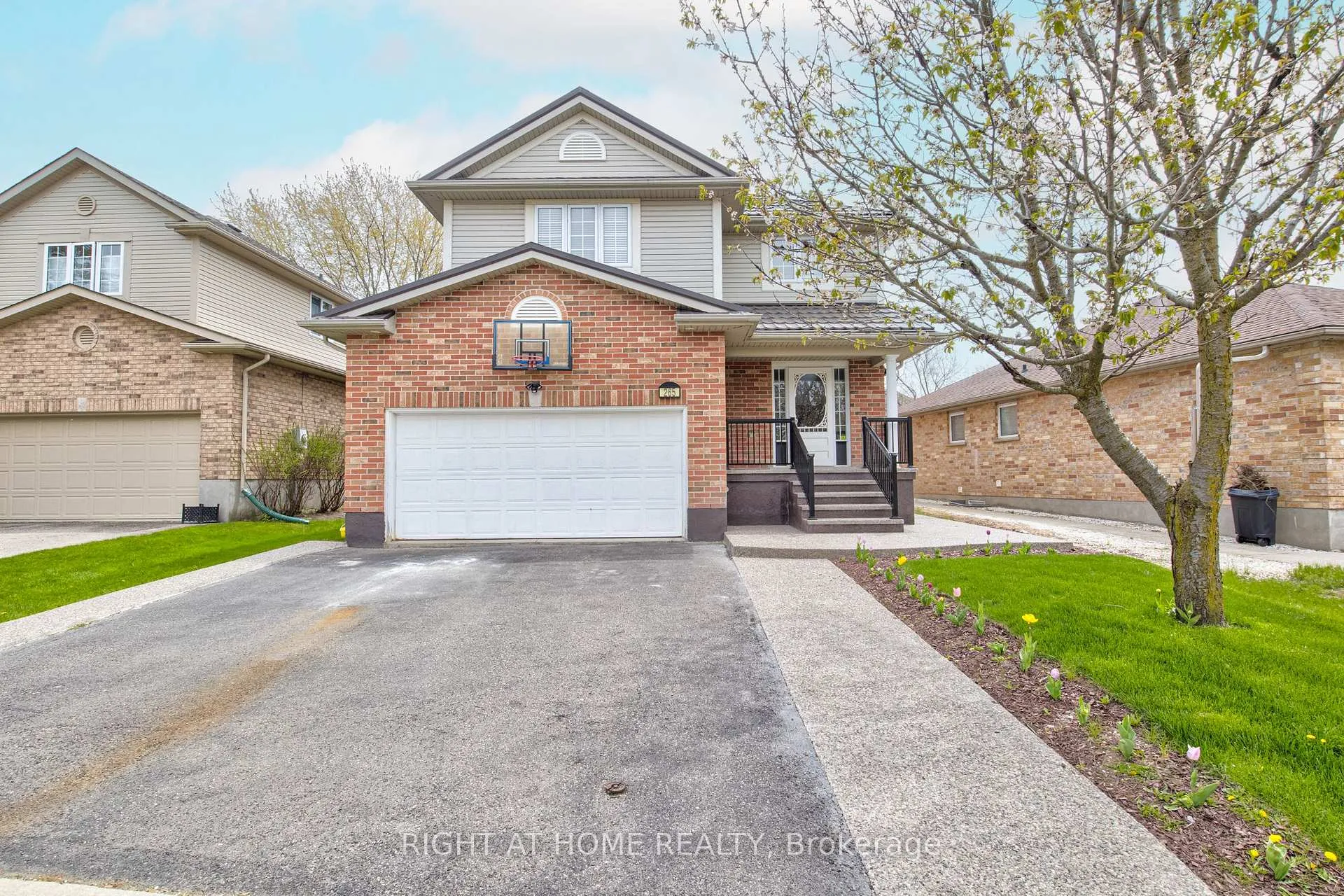 Photo 1 of 265 Dearborn Boulevard, Waterloo, Colonial Acres — HOMEH
