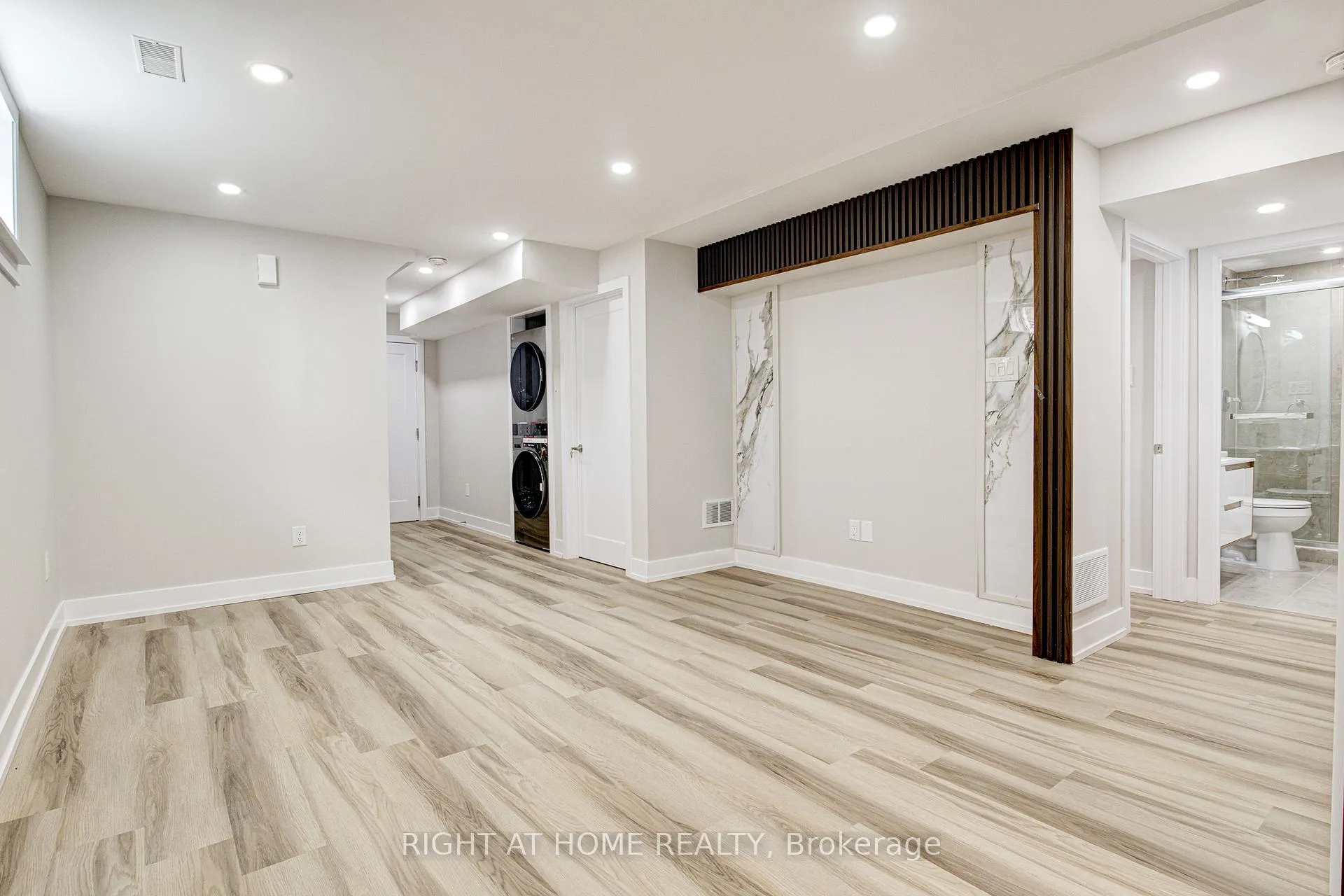Photo 7 of 265 Dearborn Boulevard, Waterloo, Colonial Acres — HOMEH