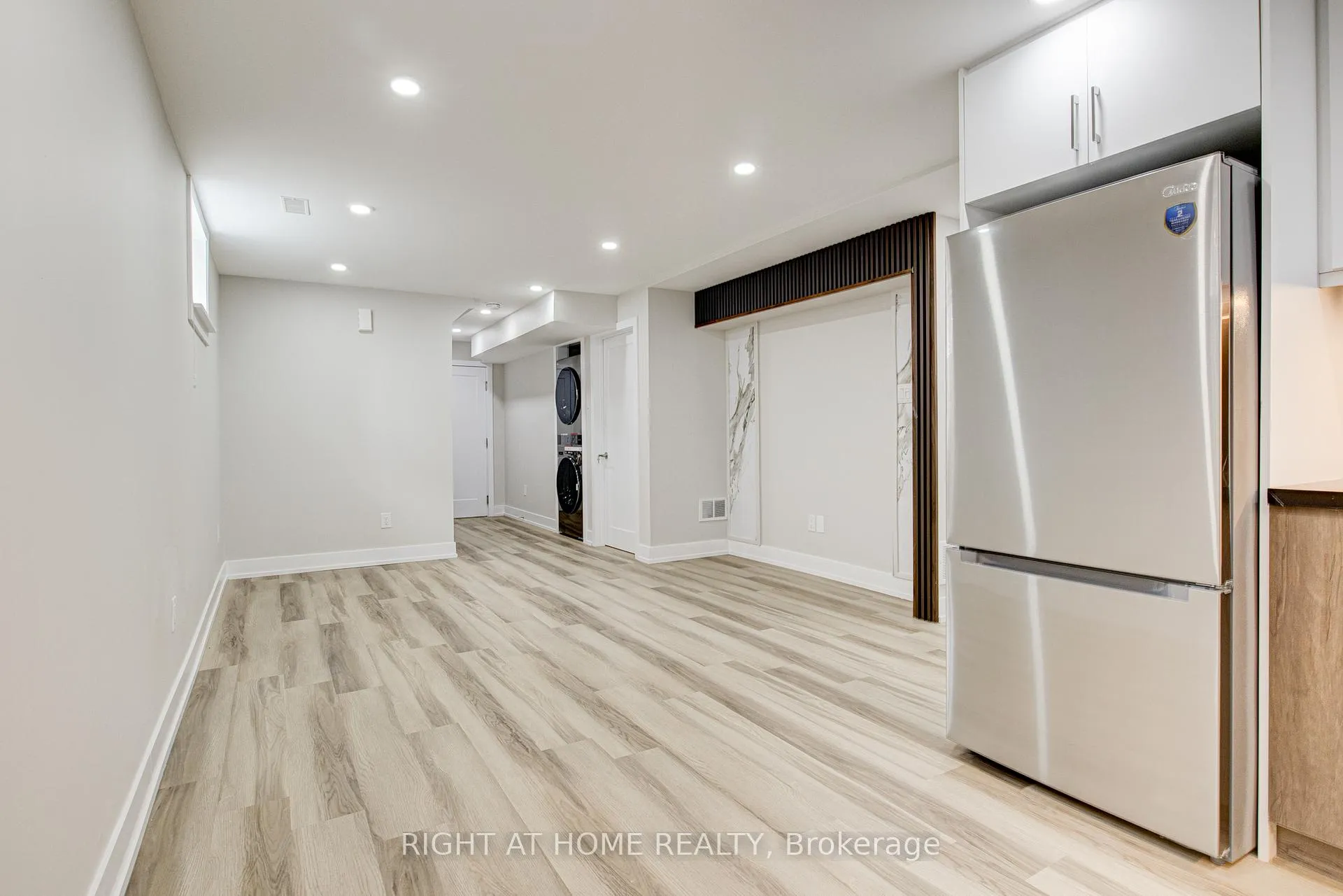 Photo 9 of 265 Dearborn Boulevard, Waterloo, Colonial Acres — HOMEH