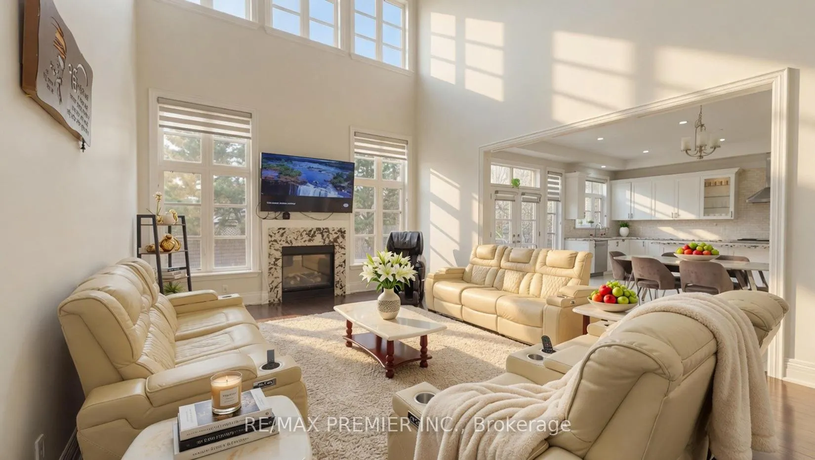 Photo 19 of 95 Sarracini Crescent, Vaughan, Islington Woods — HOMEH