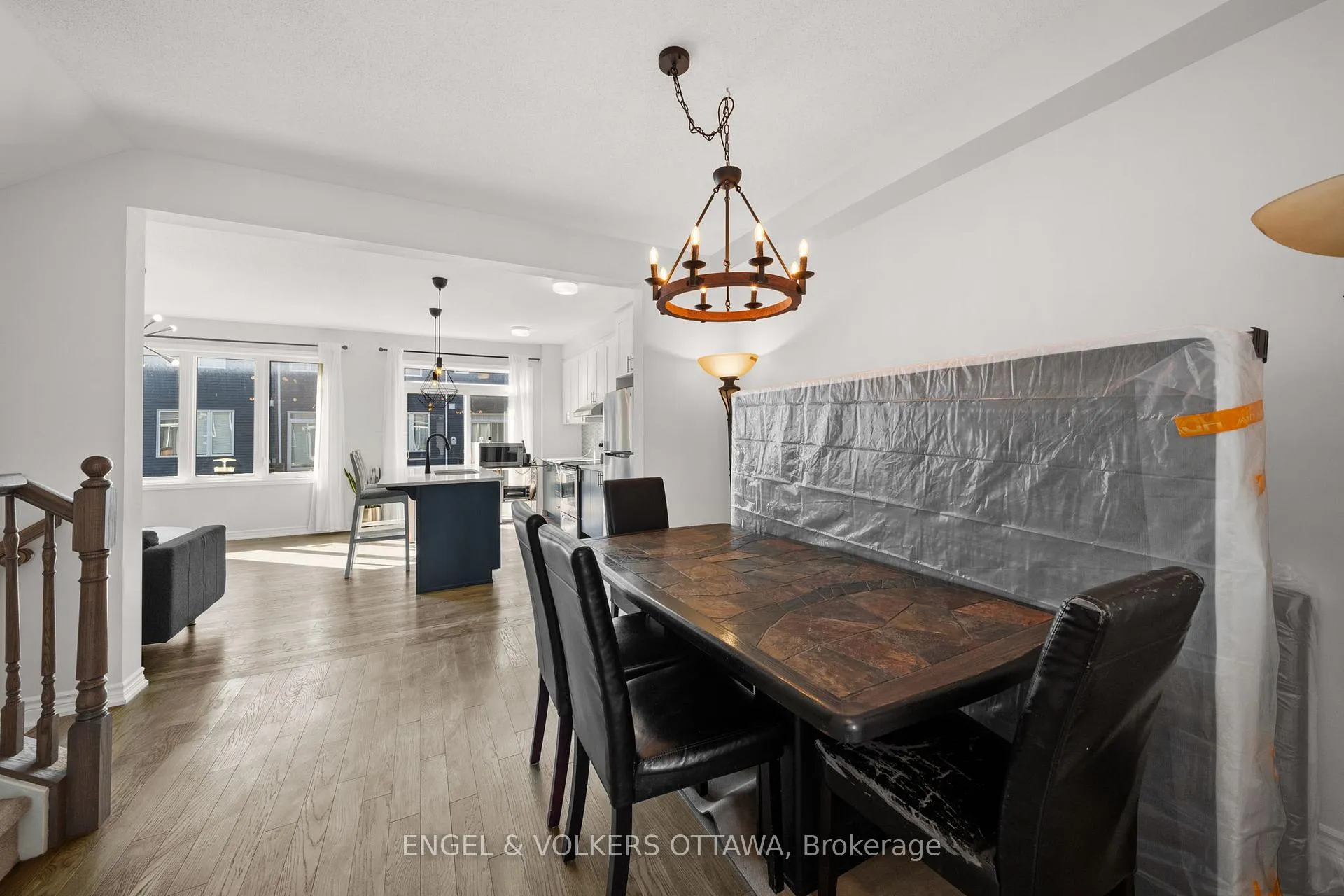 Photo 7 of 705 Perseus Avenue, Ottawa, Barrhaven - Half Moon Bay — HOMEH