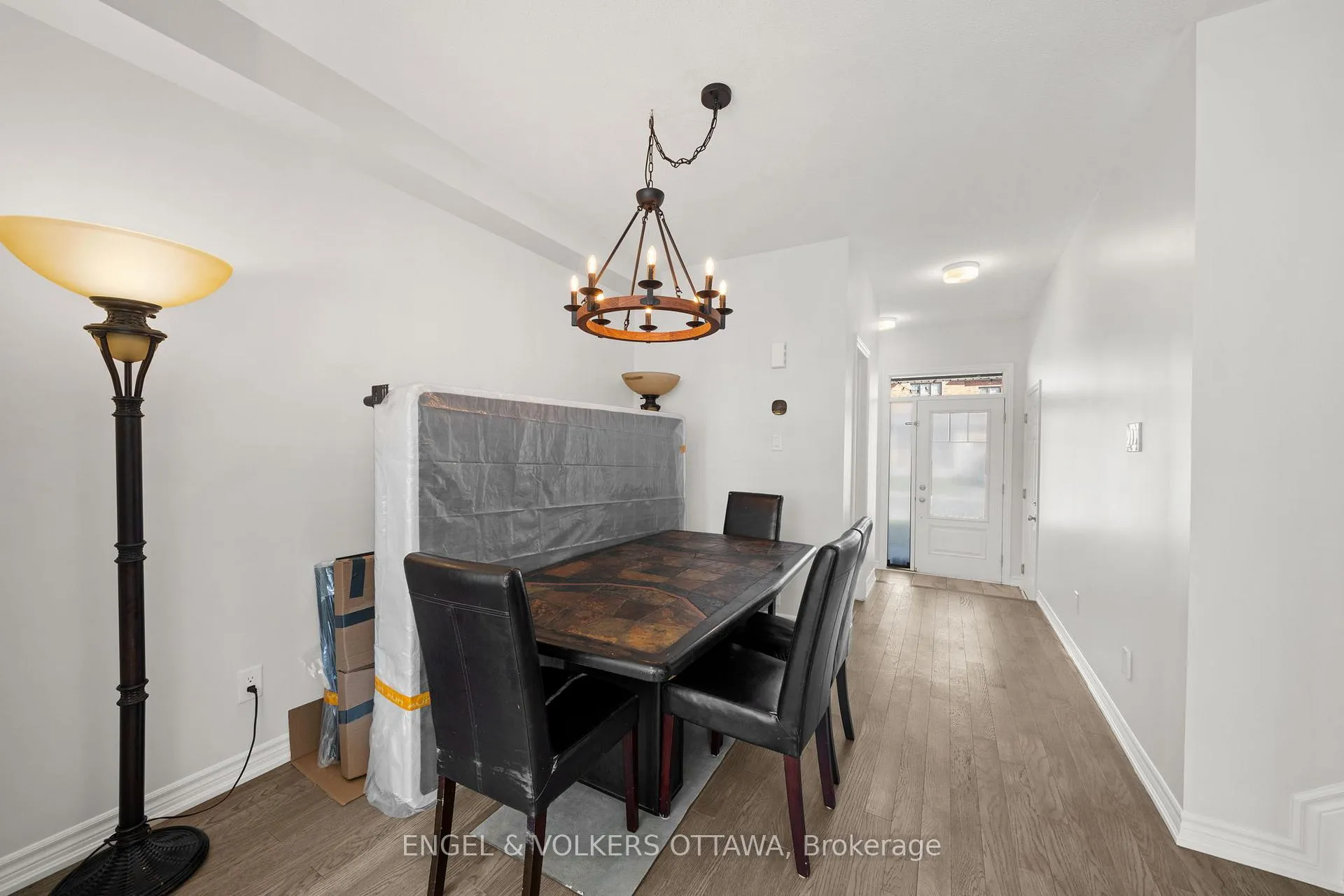 Photo 8 of 705 Perseus Avenue, Ottawa, Barrhaven - Half Moon Bay — HOMEH
