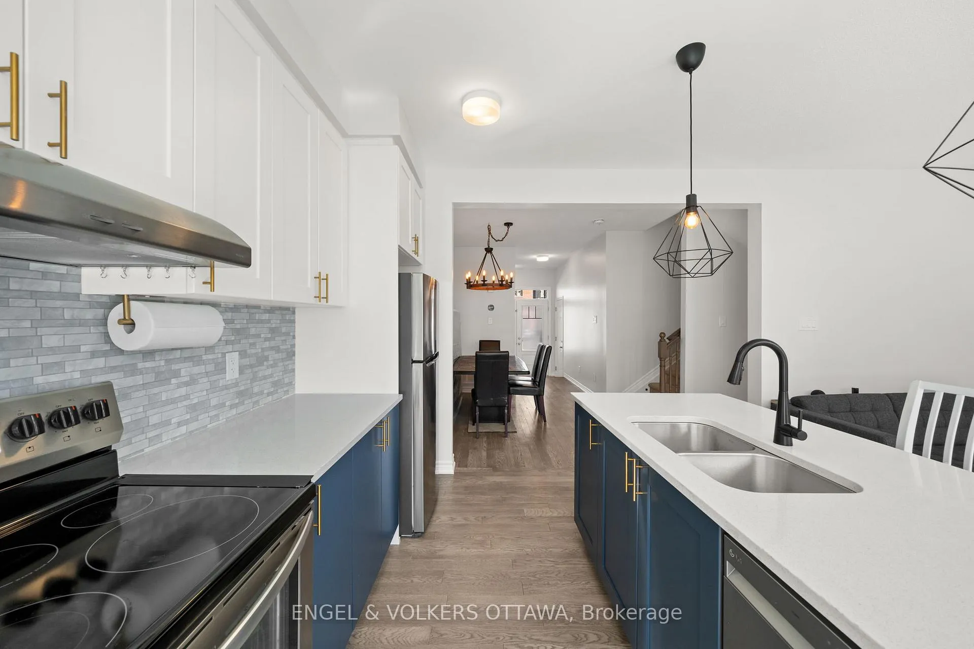Photo 12 of 705 Perseus Avenue, Ottawa, Barrhaven - Half Moon Bay — HOMEH
