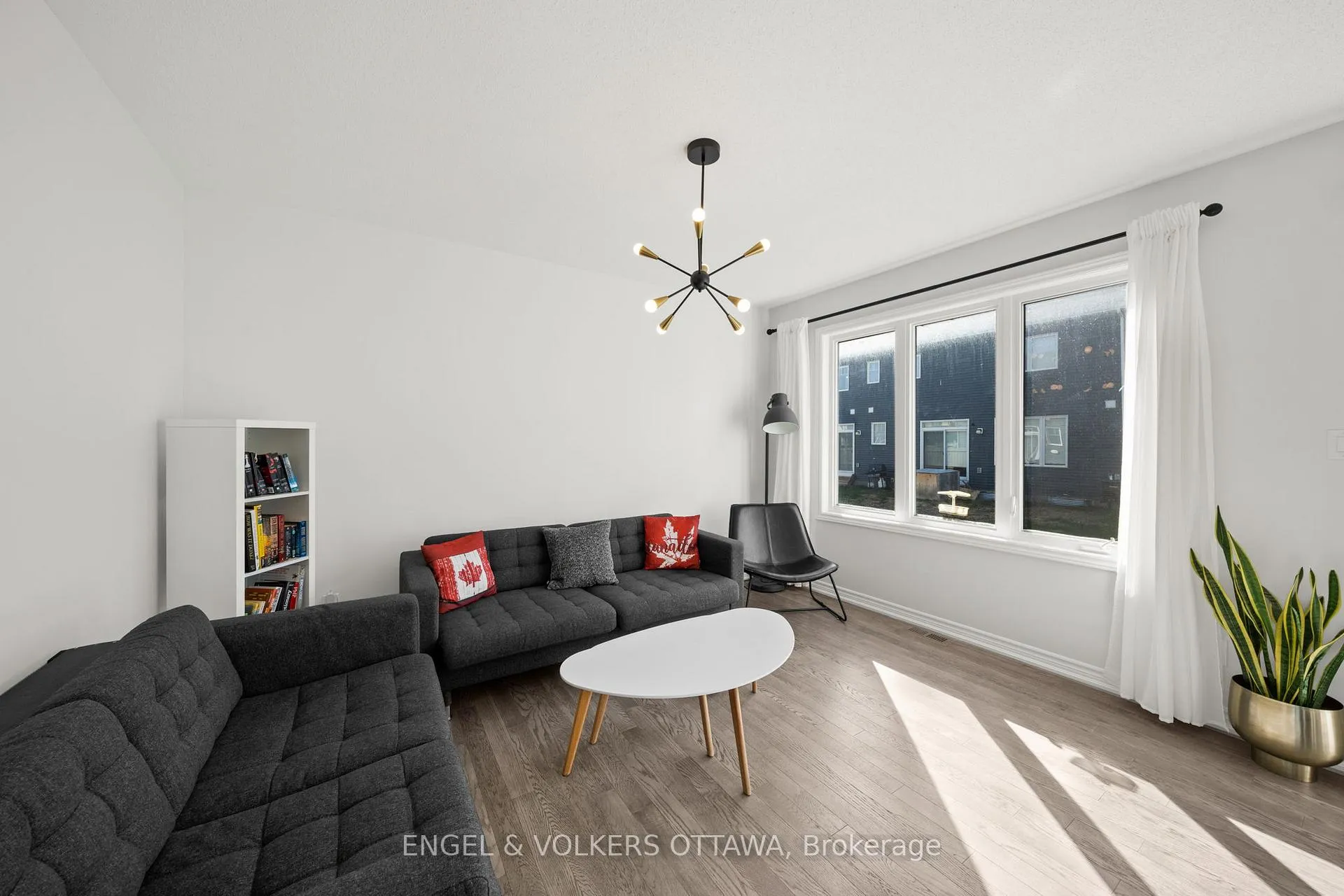 Photo 14 of 705 Perseus Avenue, Ottawa, Barrhaven - Half Moon Bay — HOMEH