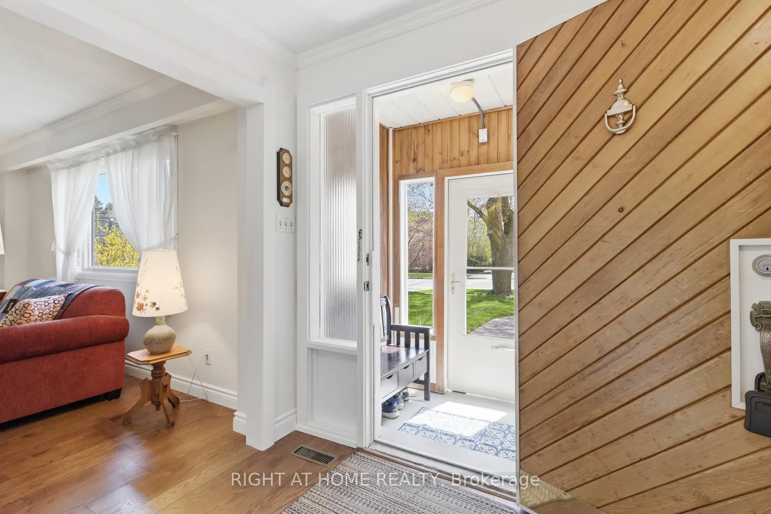 Photo 6 of 20 Tilley Drive, Scarborough, Centennial Scarborough — HOMEH