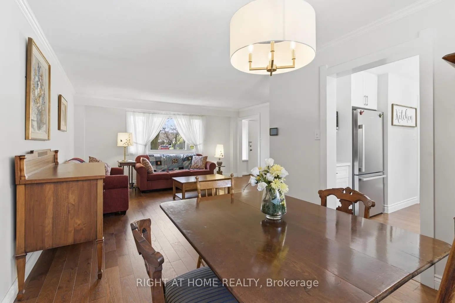 Photo 14 of 20 Tilley Drive, Scarborough, Centennial Scarborough — HOMEH