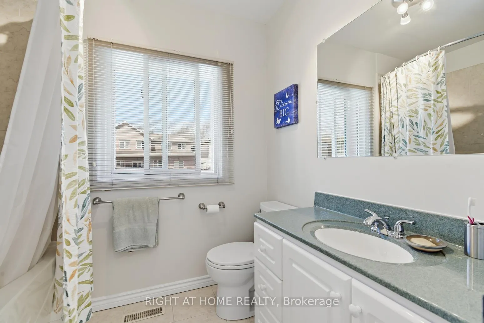 Photo 20 of 20 Tilley Drive, Scarborough, Centennial Scarborough — HOMEH