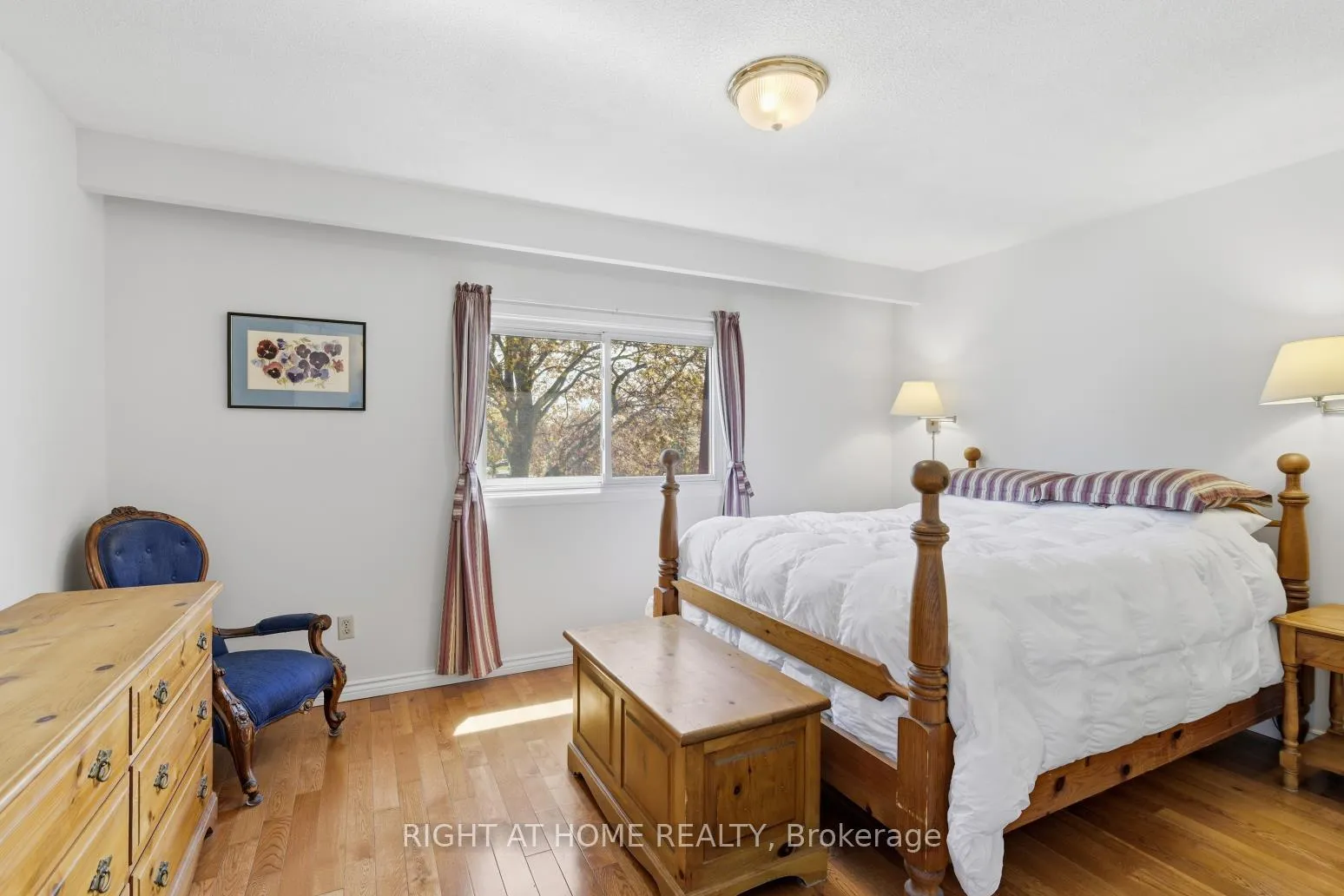 Photo 21 of 20 Tilley Drive, Scarborough, Centennial Scarborough — HOMEH