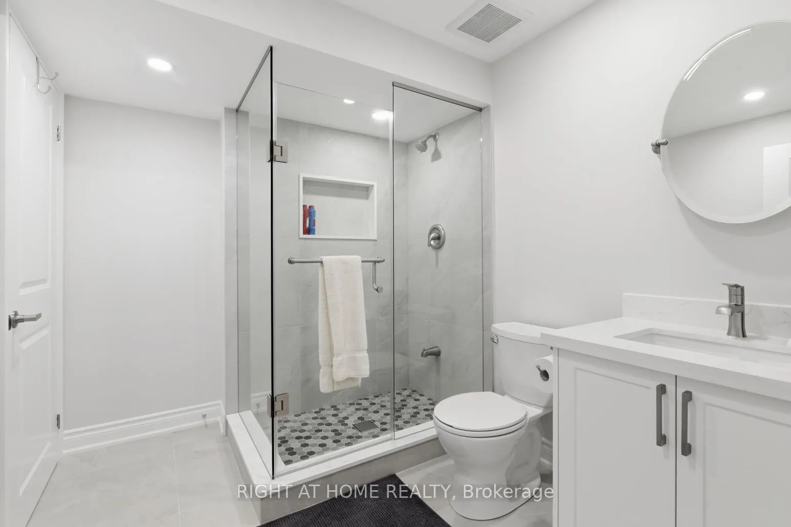 Photo 27 of 20 Tilley Drive, Scarborough, Centennial Scarborough — HOMEH