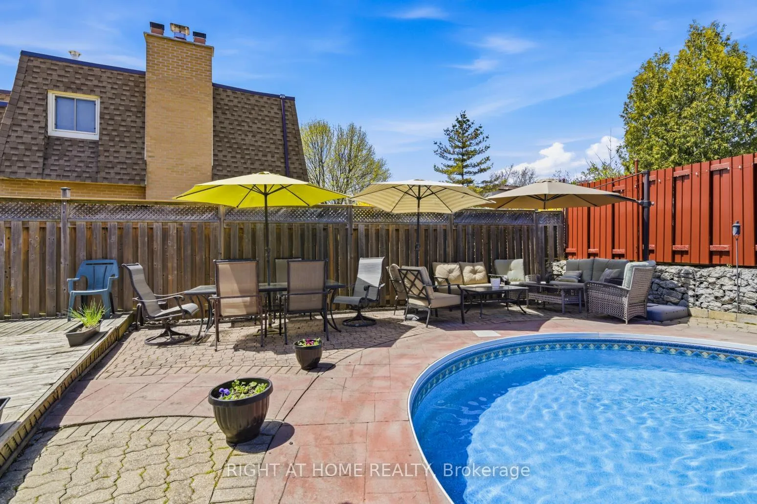 Photo 33 of 20 Tilley Drive, Scarborough, Centennial Scarborough — HOMEH