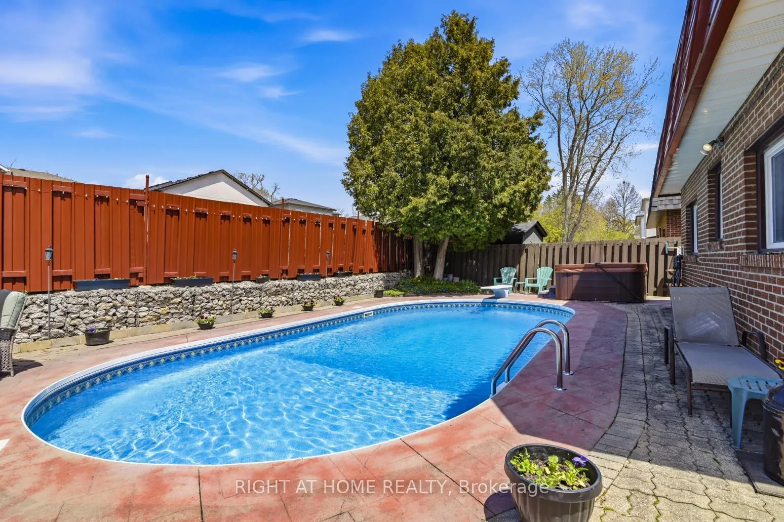 Photo 35 of 20 Tilley Drive, Scarborough, Centennial Scarborough — HOMEH