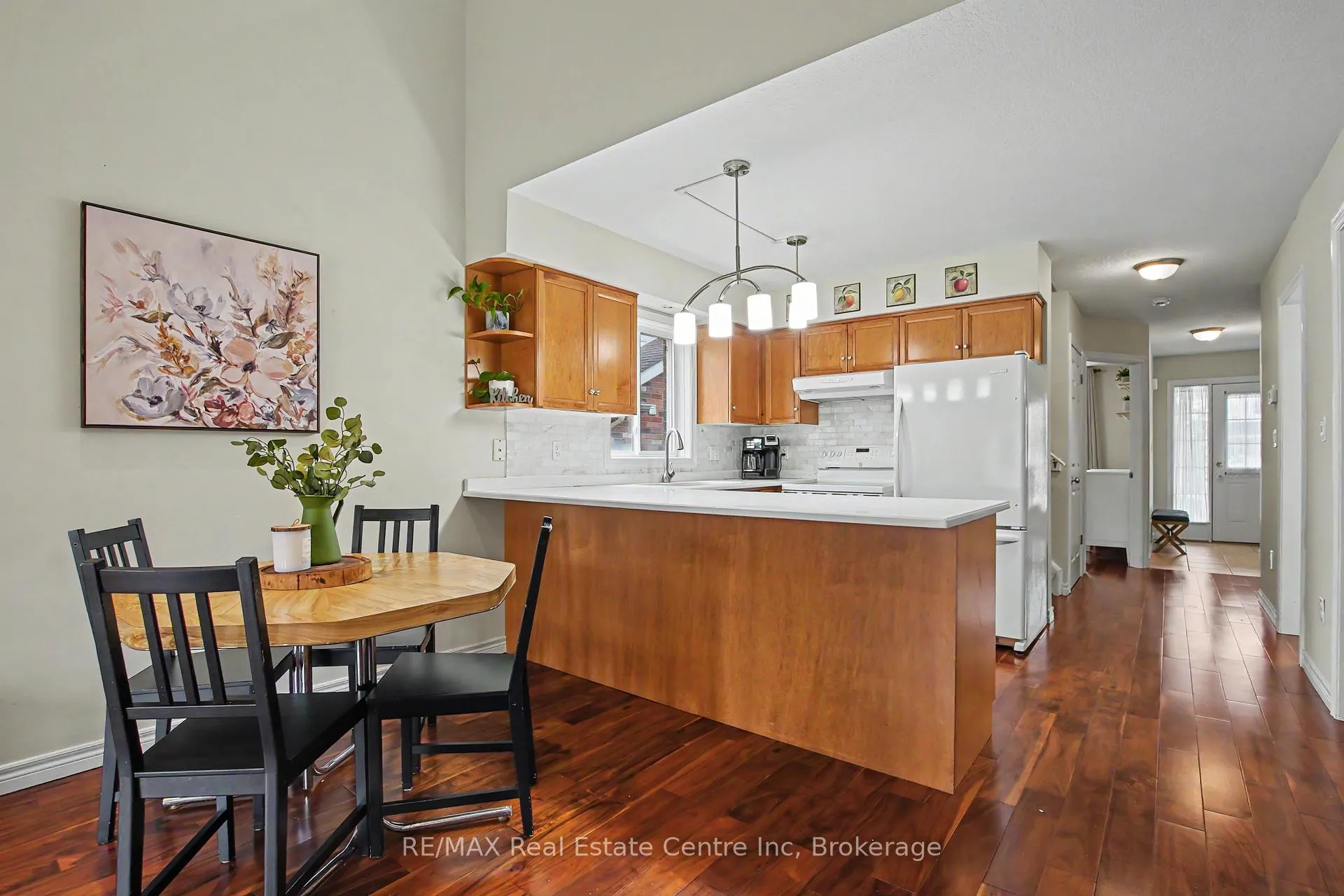 Photo 8 of 9 Washburn Drive, Guelph, Grange Road — HOMEH