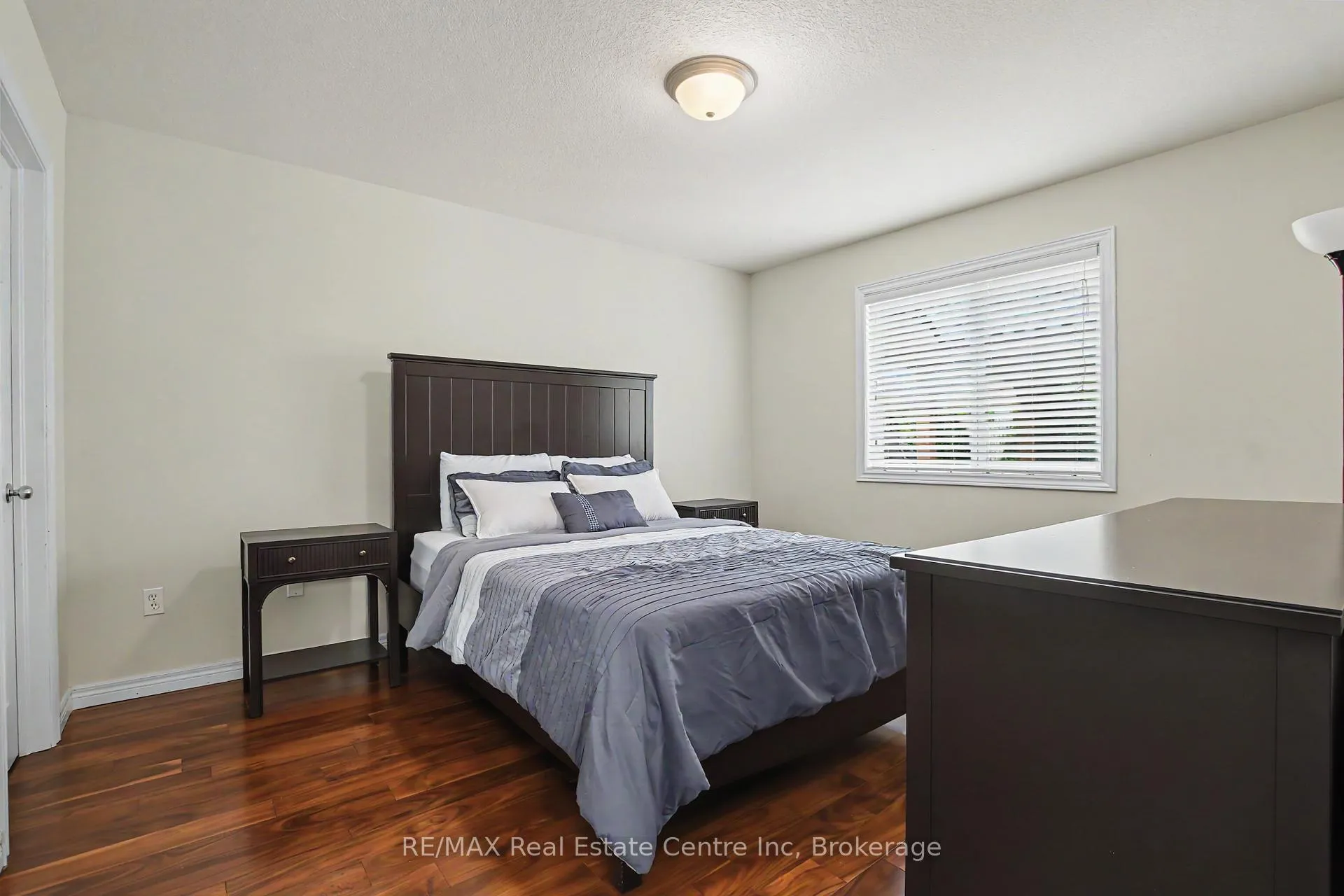 Photo 13 of 9 Washburn Drive, Guelph, Grange Road — HOMEH