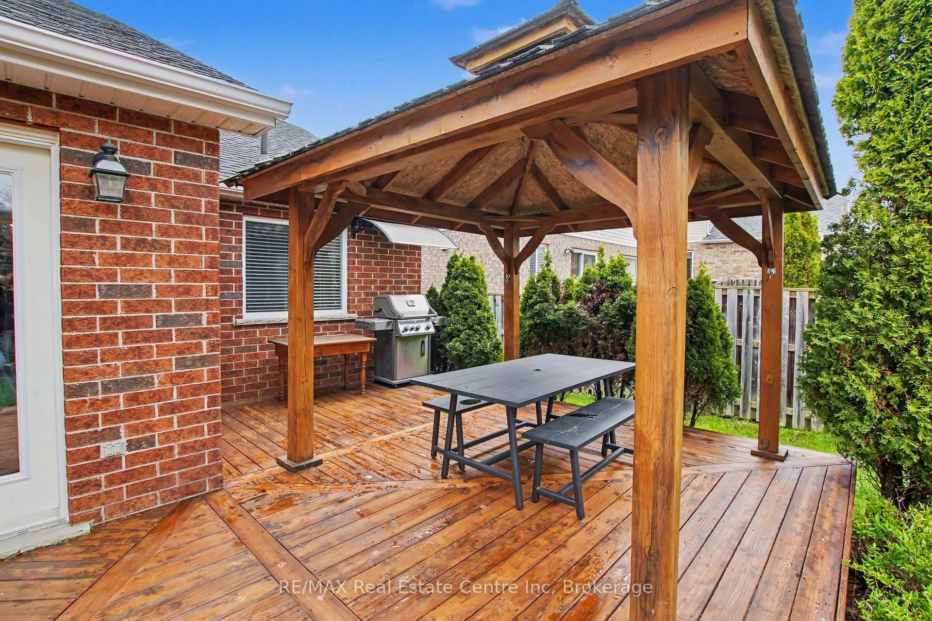 Photo 22 of 9 Washburn Drive, Guelph, Grange Road — HOMEH