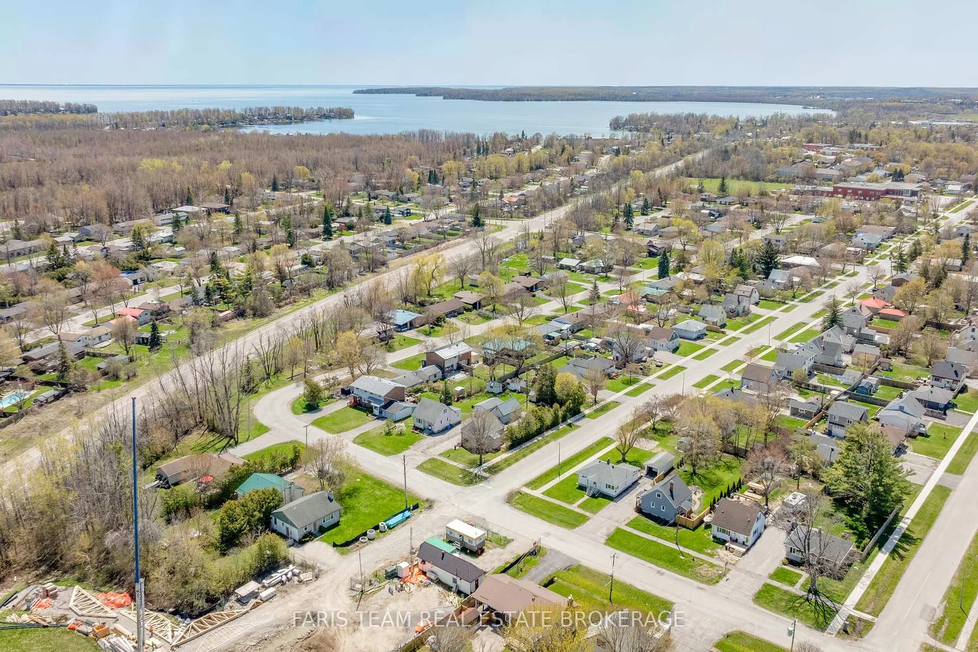 Photo 35 of 407 Bayview Parkway, Orillia — HOMEH