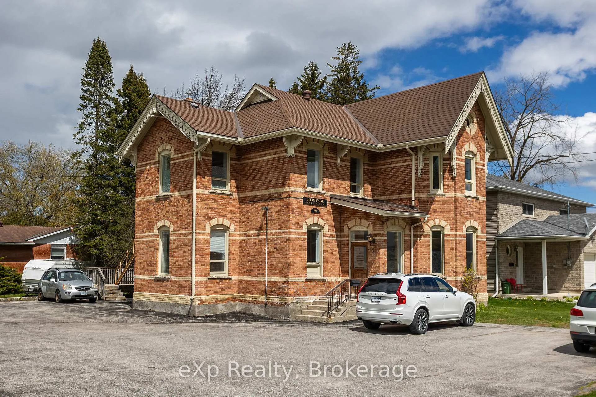 Photo 2 of 708 16th Street E, Owen Sound — HOMEH