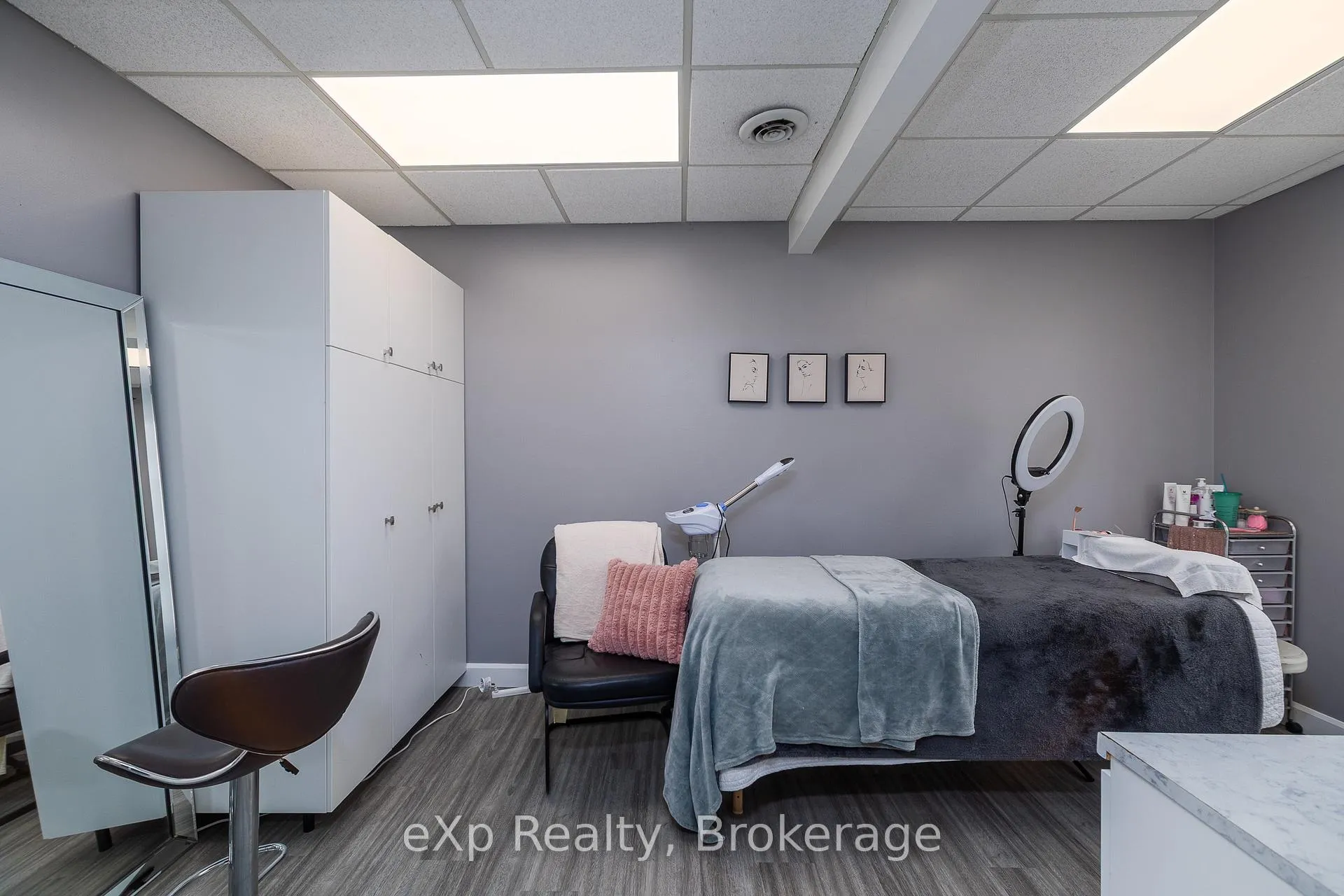 Photo 29 of 708 16th Street E, Owen Sound — HOMEH