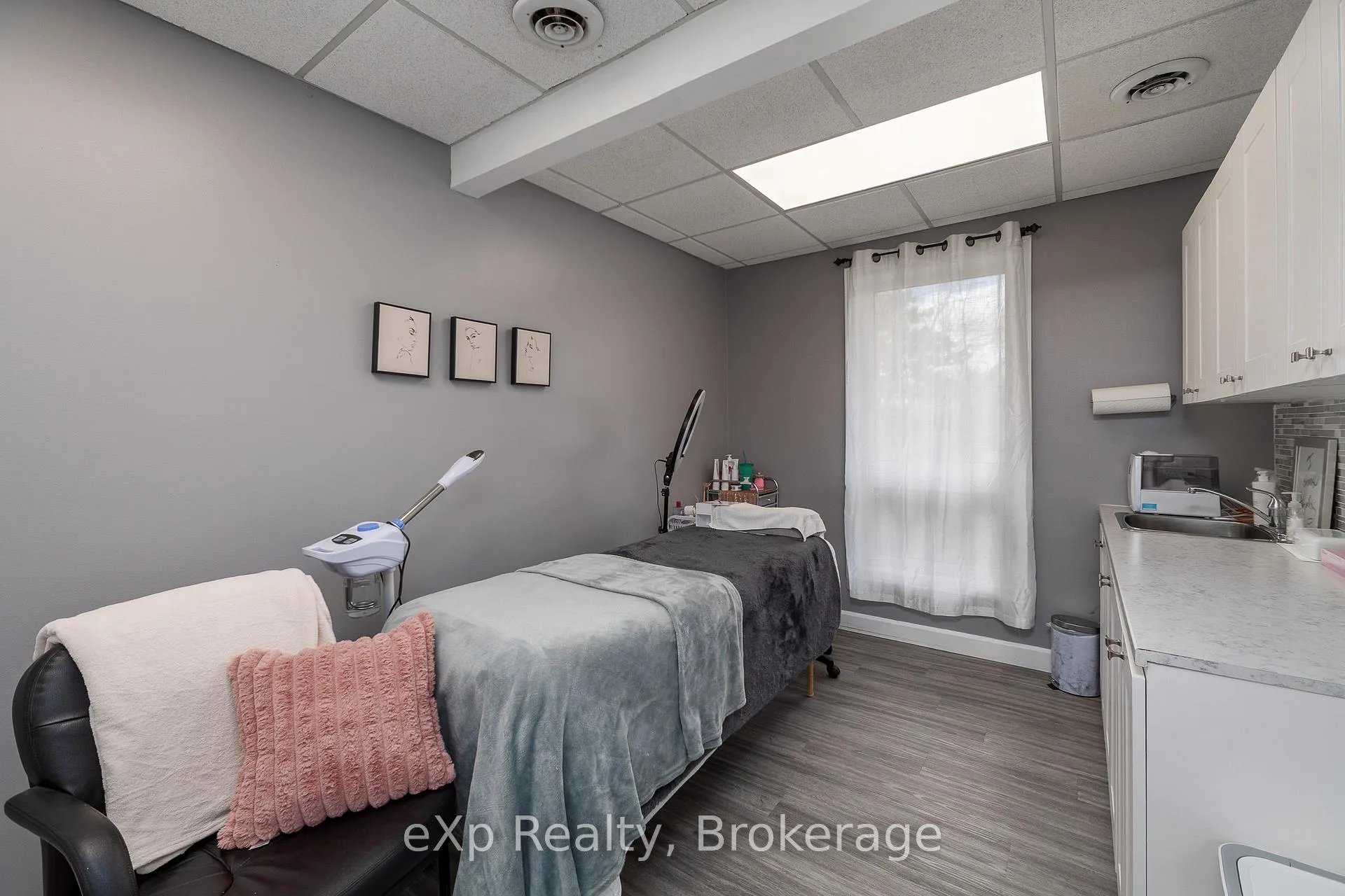 Photo 30 of 708 16th Street E, Owen Sound — HOMEH