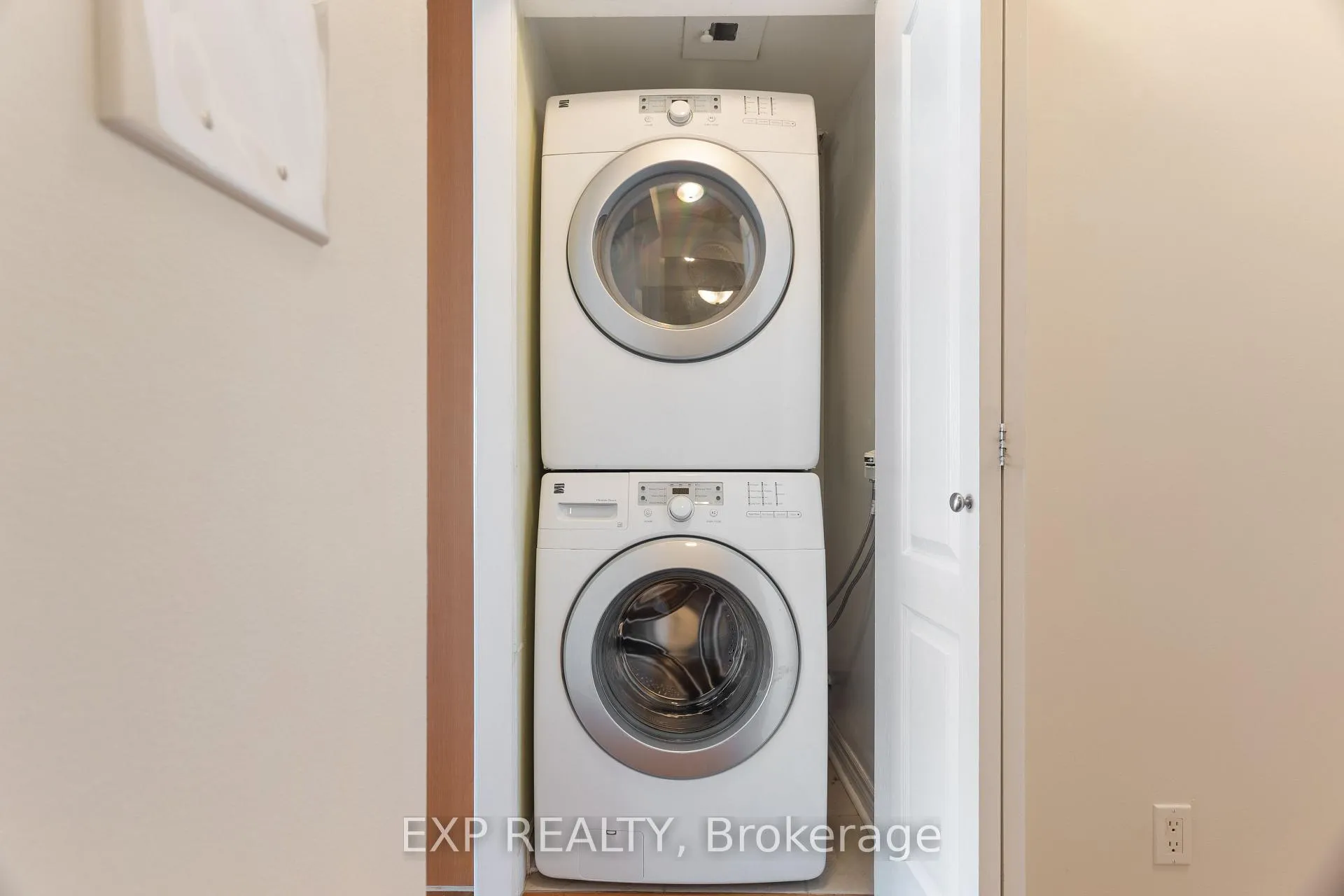 Photo 15 of Unit 1609, 1 Elm Drive W, Mississauga, Fairview — HOMEH