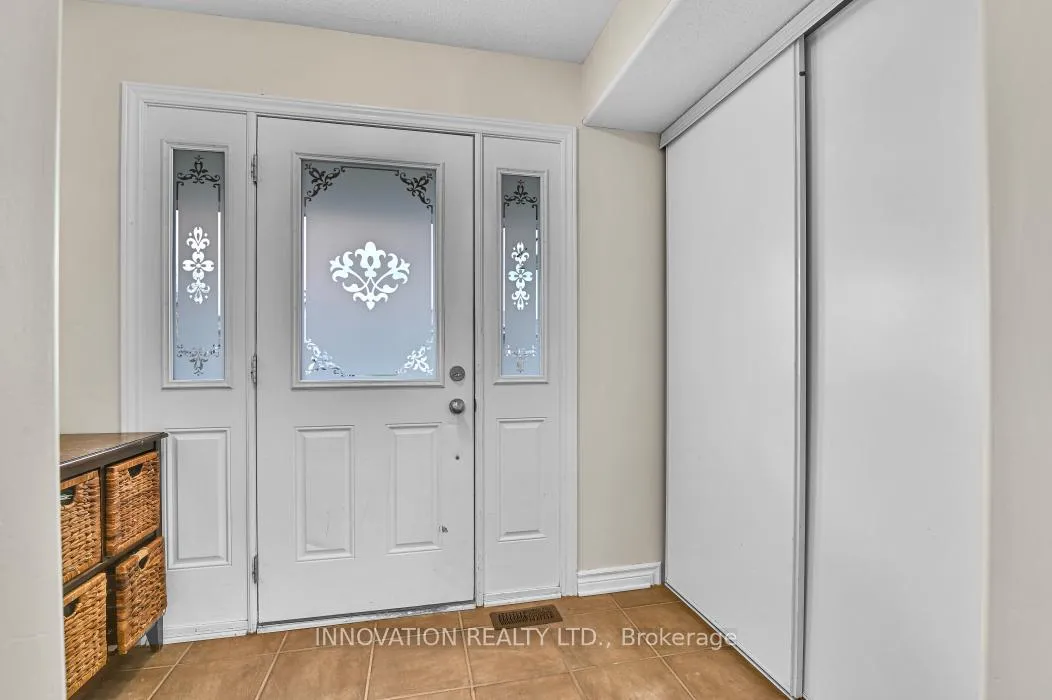 Photo 3 of 22 Ashbury Street, Arnprior — HOMEH