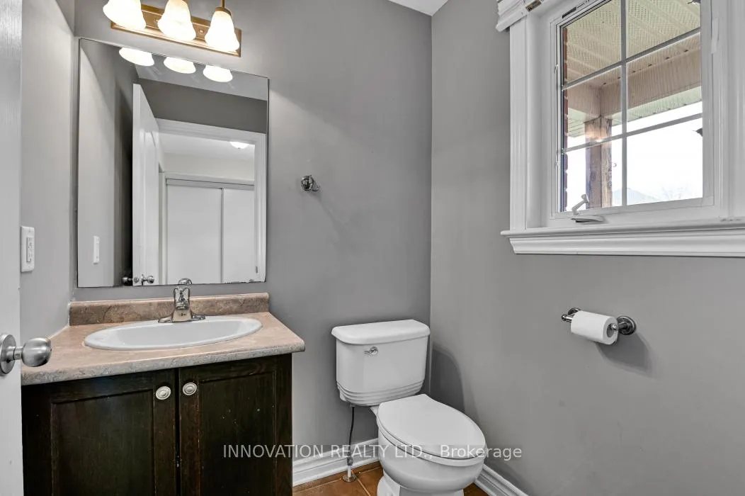 Photo 5 of 22 Ashbury Street, Arnprior — HOMEH