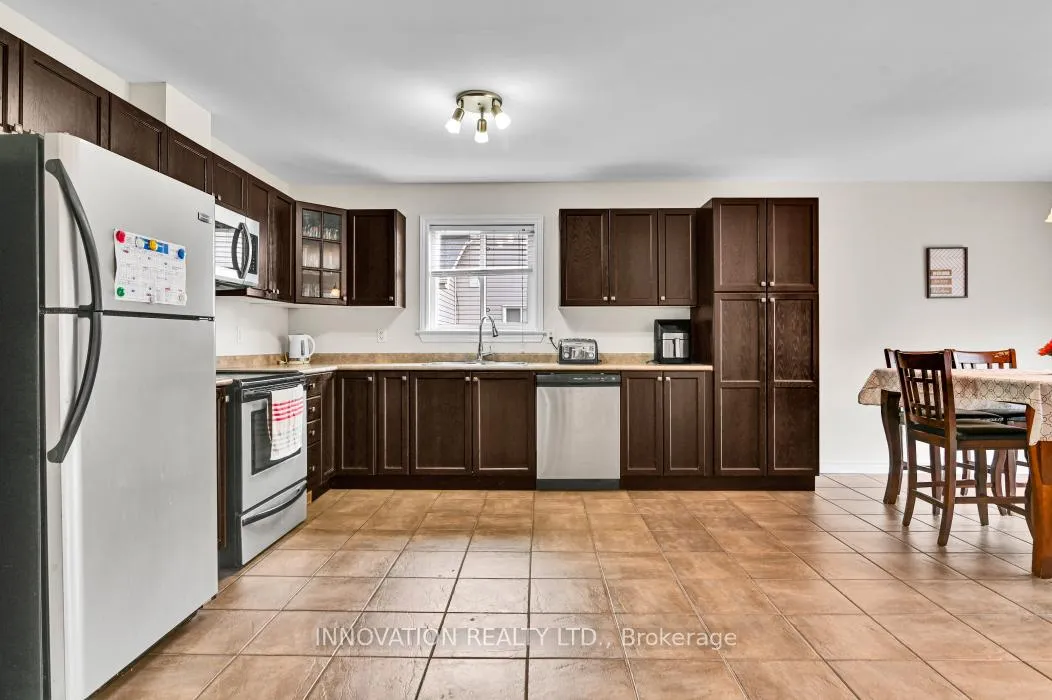 Photo 9 of 22 Ashbury Street, Arnprior — HOMEH