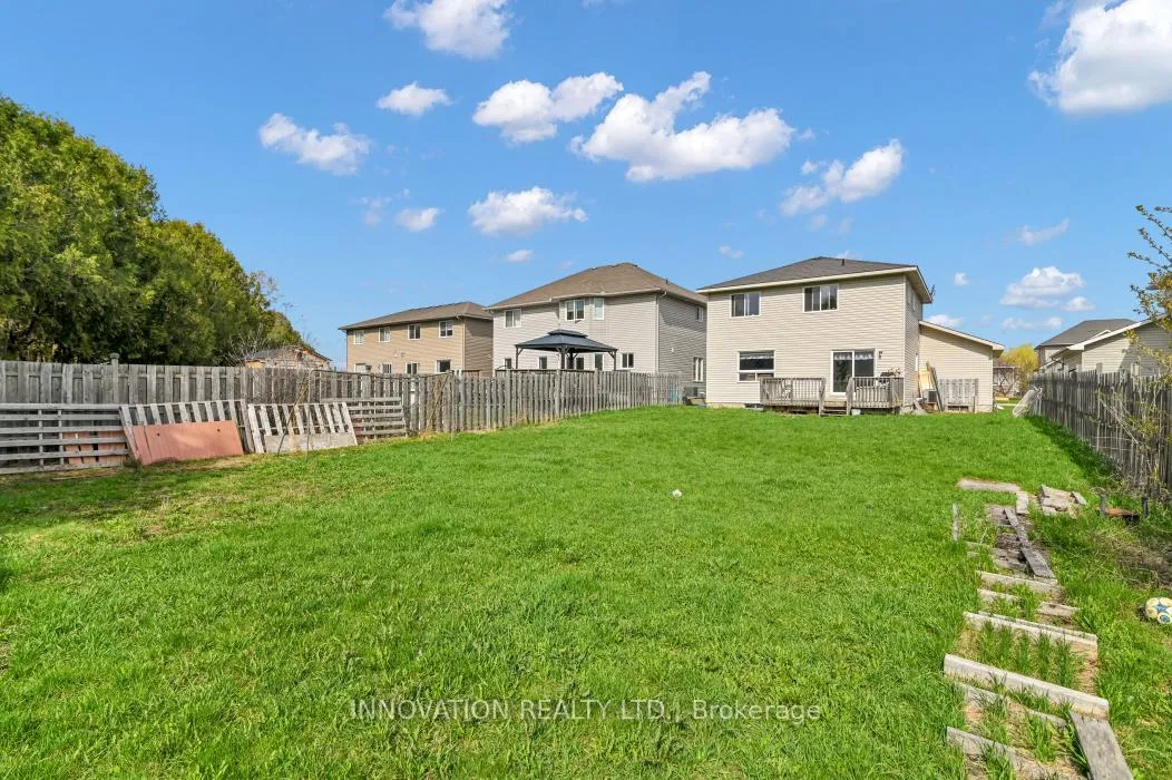 Photo 34 of 22 Ashbury Street, Arnprior — HOMEH