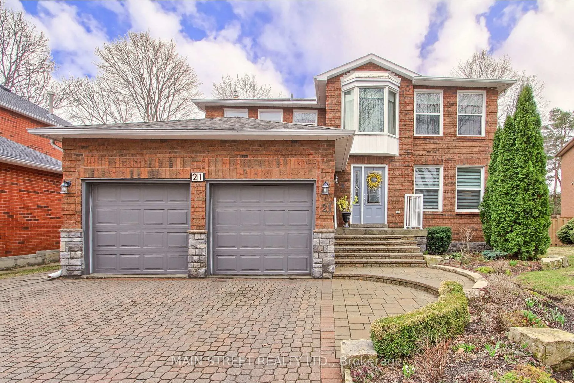 Photo 1 of 21 Chadburn Crescent, Aurora, Hills of St Andrew — HOMEH