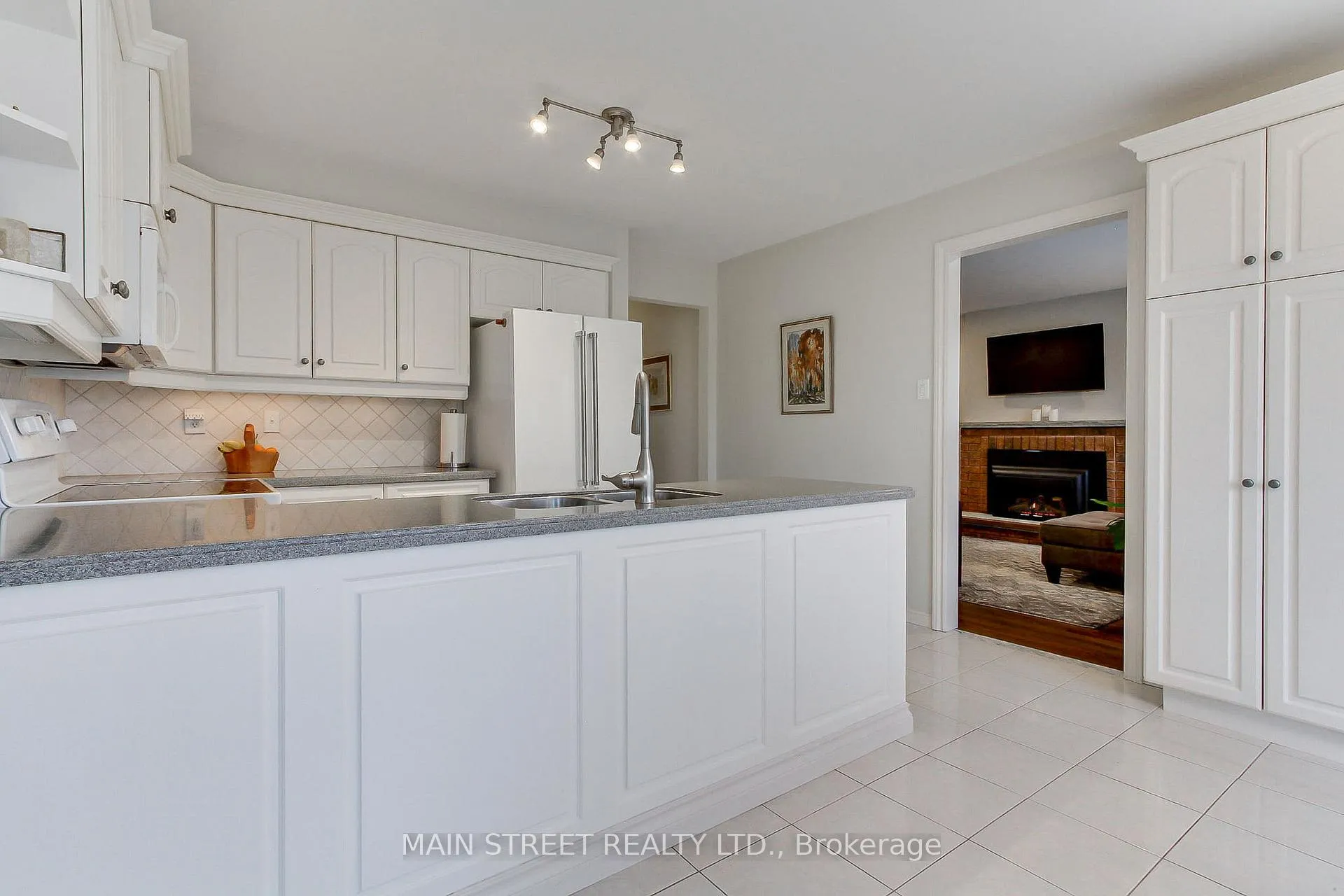 Photo 11 of 21 Chadburn Crescent, Aurora, Hills of St Andrew — HOMEH