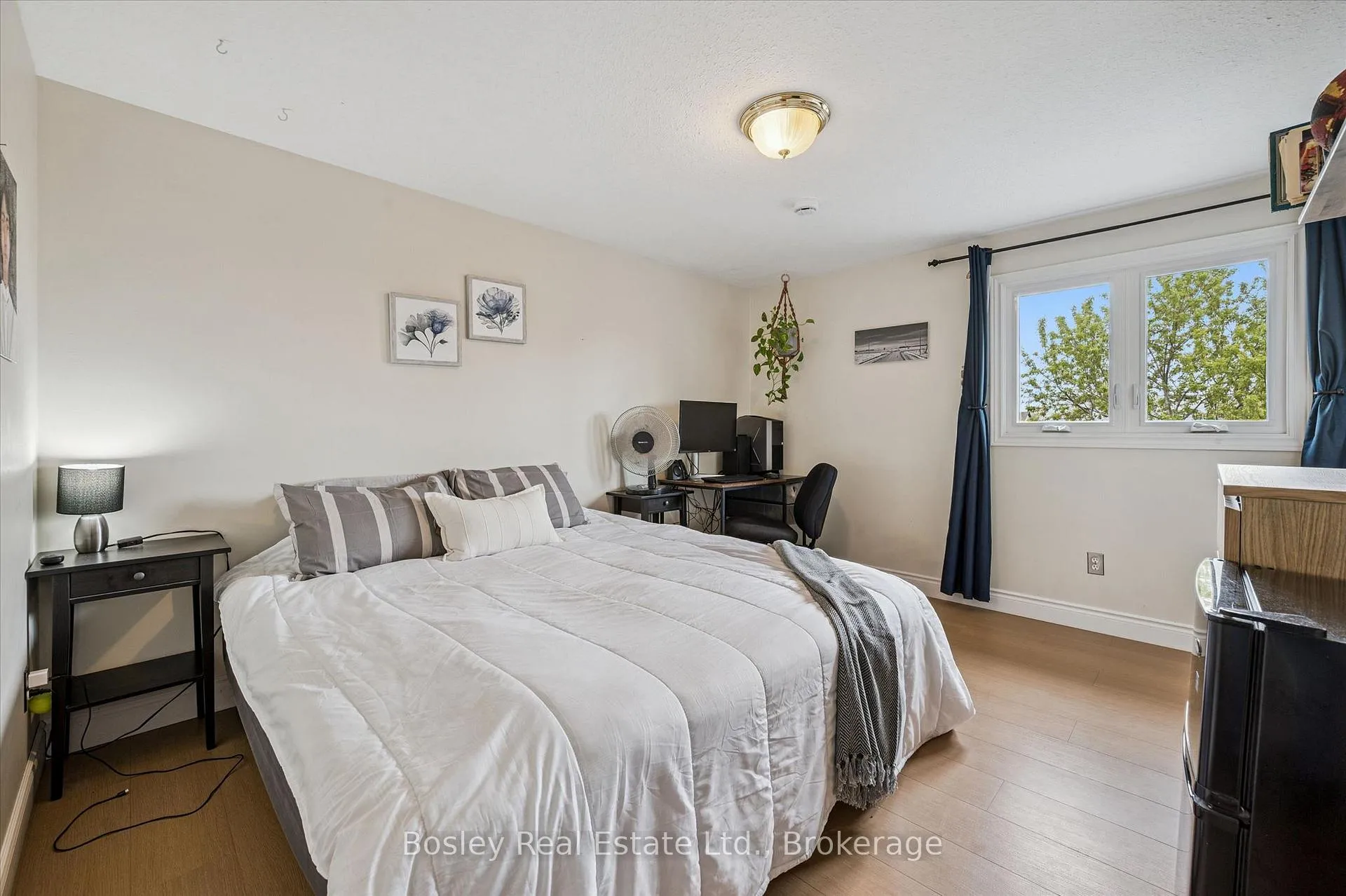 Photo 24 of 301 Grange Road, Guelph, Grange Road — HOMEH
