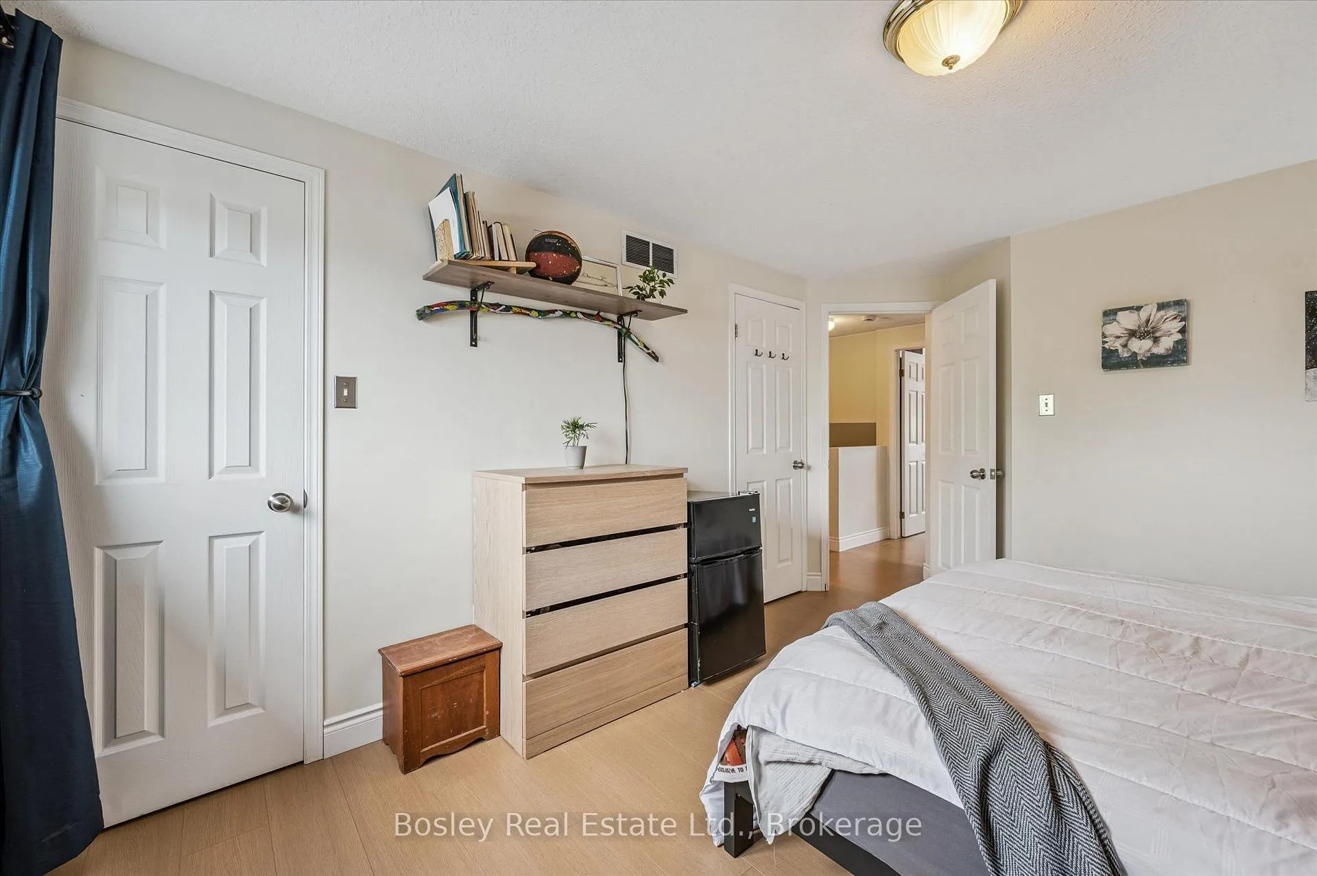 Photo 25 of 301 Grange Road, Guelph, Grange Road — HOMEH