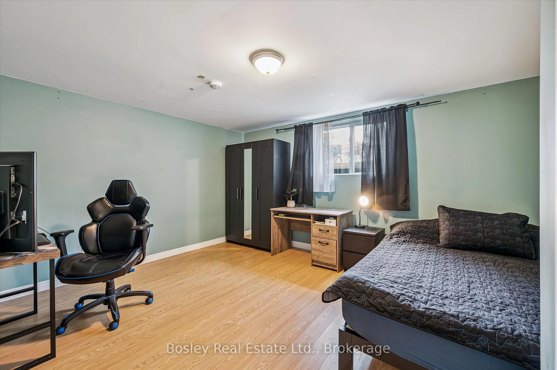 Photo 29 of 301 Grange Road, Guelph, Grange Road — HOMEH