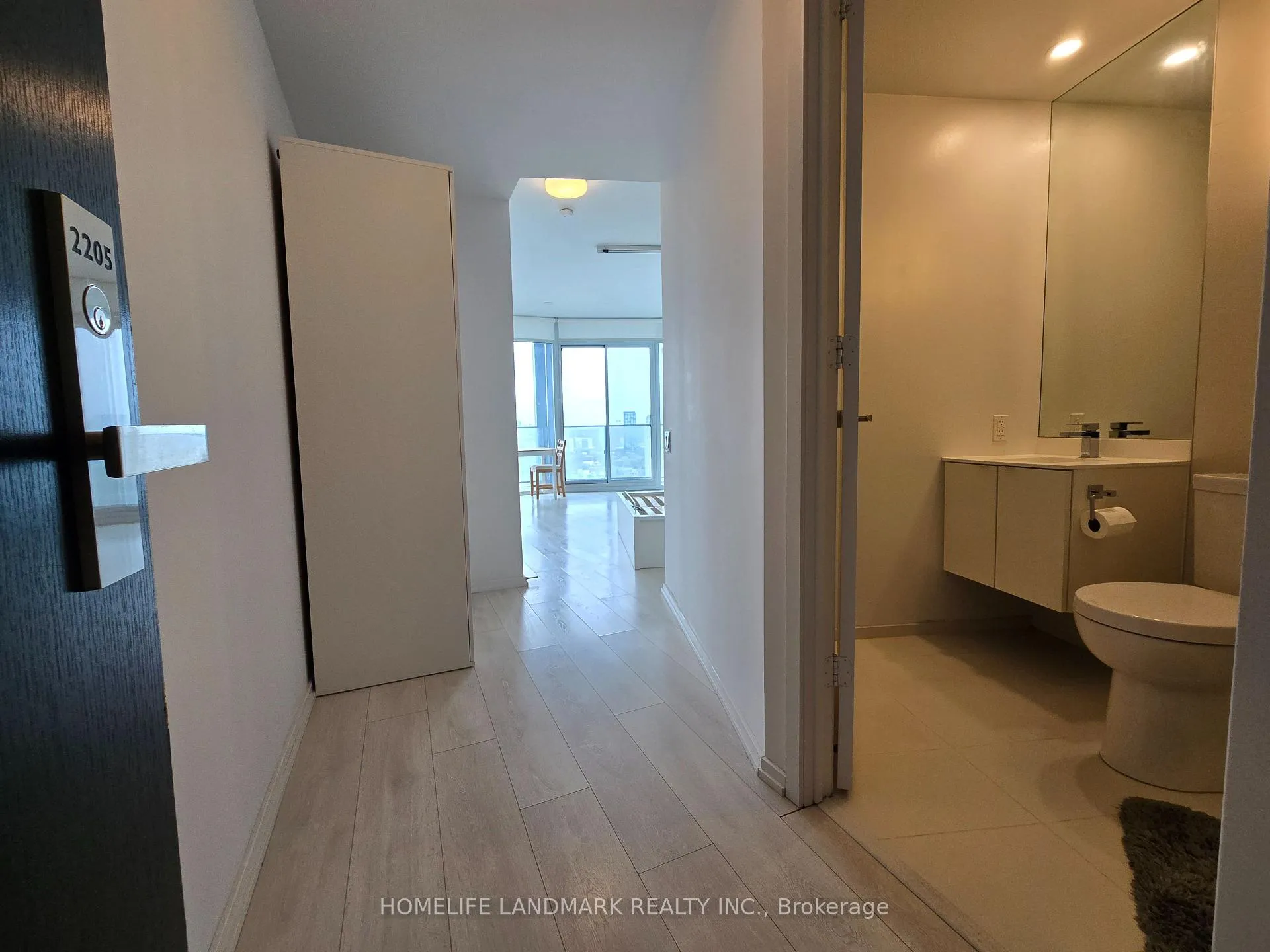 Photo 12 of Unit 2205, 125 Peter Street, Toronto, Waterfront Communities — HOMEH