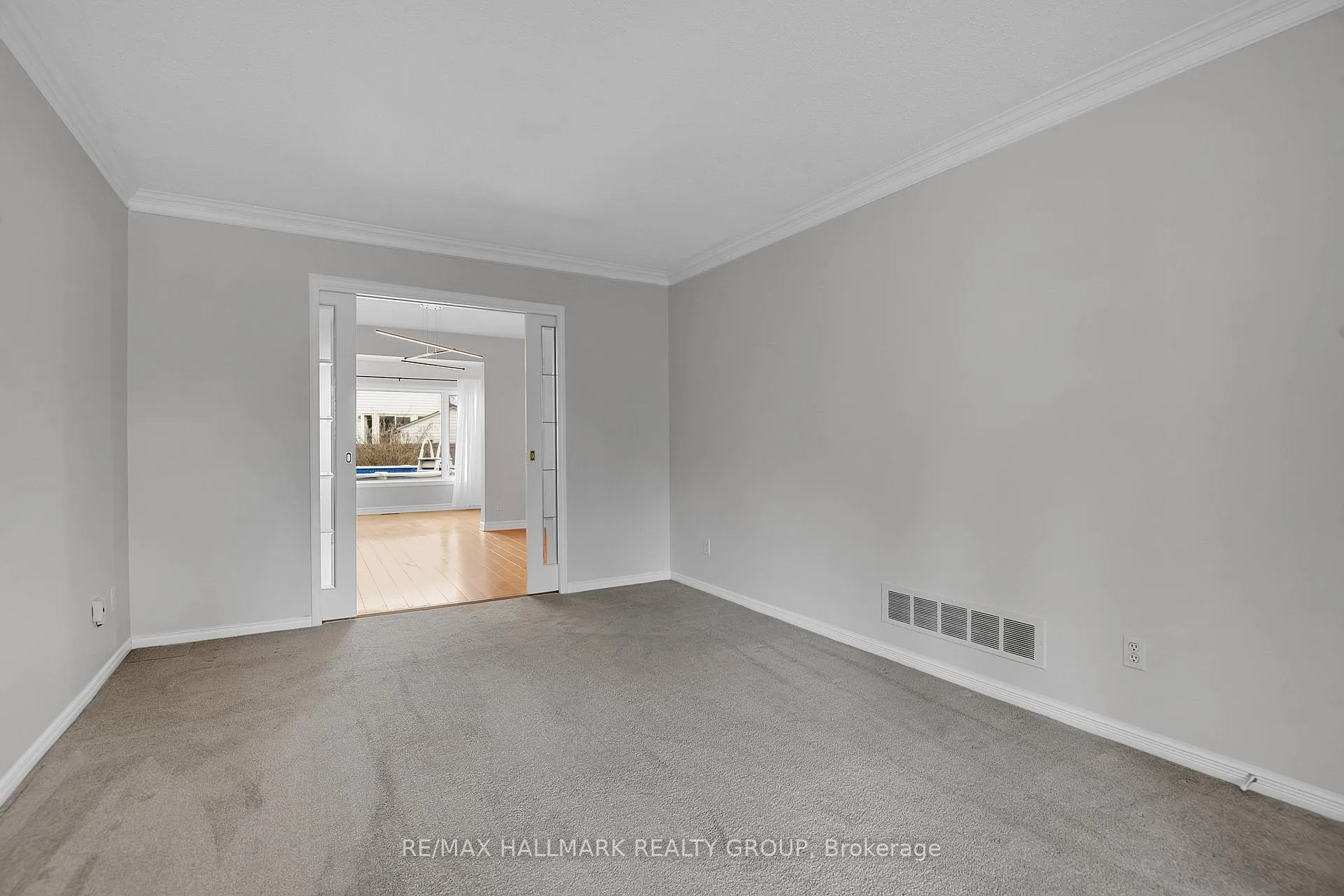 Photo 7 of 6602 Windsong Avenue, Ottawa, Orleans/Sunridge — HOMEH