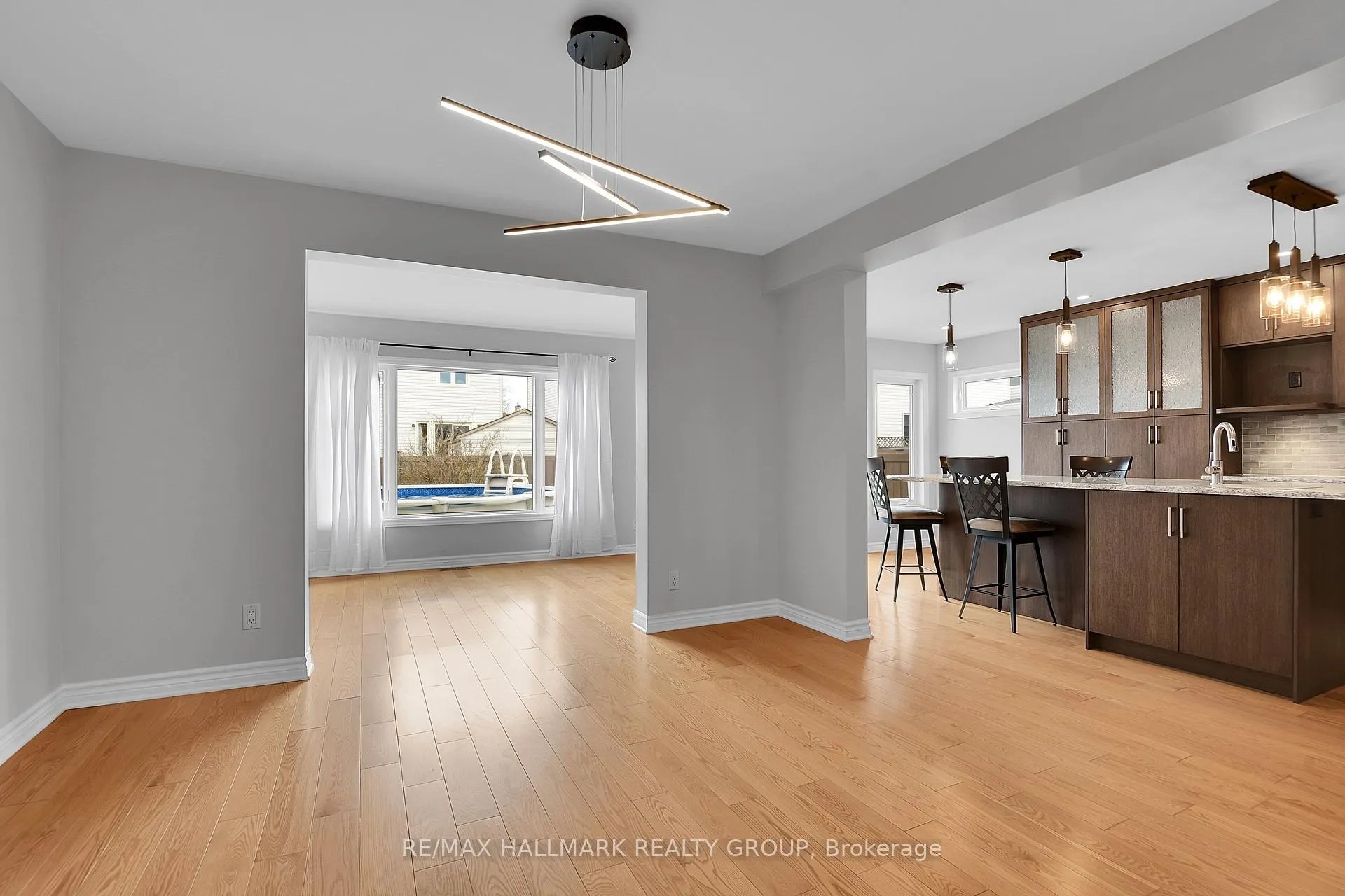 Photo 9 of 6602 Windsong Avenue, Ottawa, Orleans/Sunridge — HOMEH