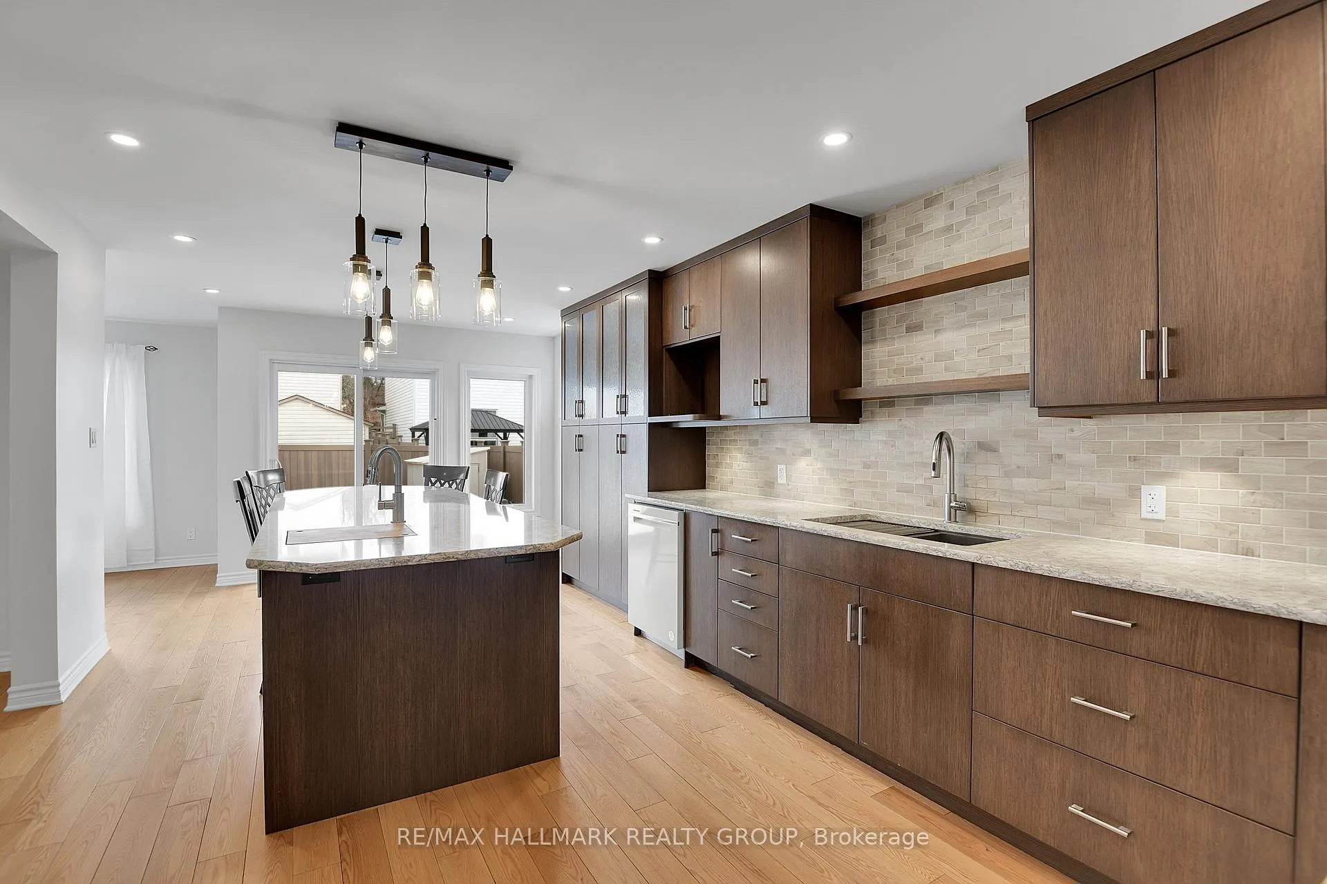 Photo 13 of 6602 Windsong Avenue, Ottawa, Orleans/Sunridge — HOMEH