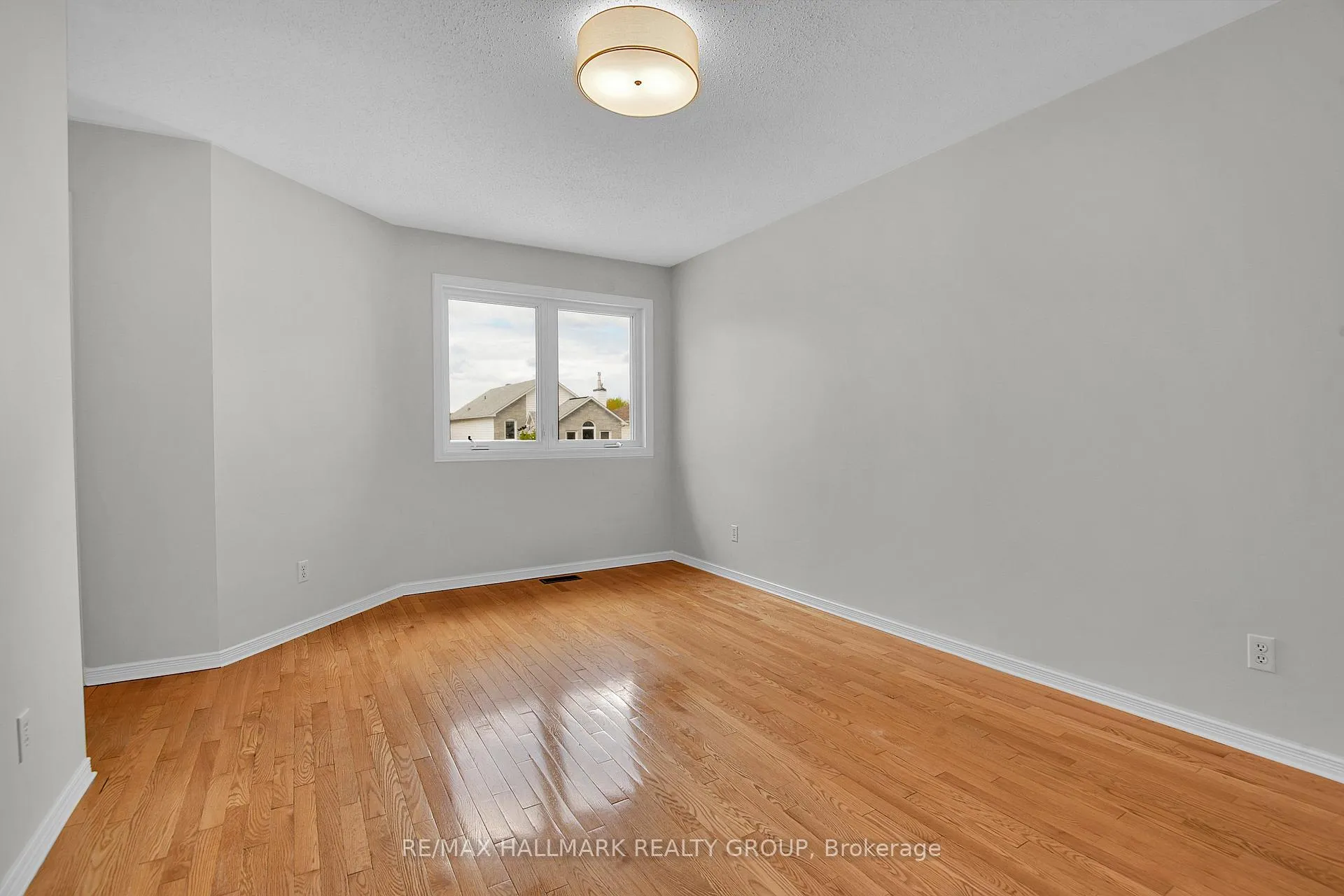 Photo 25 of 6602 Windsong Avenue, Ottawa, Orleans/Sunridge — HOMEH