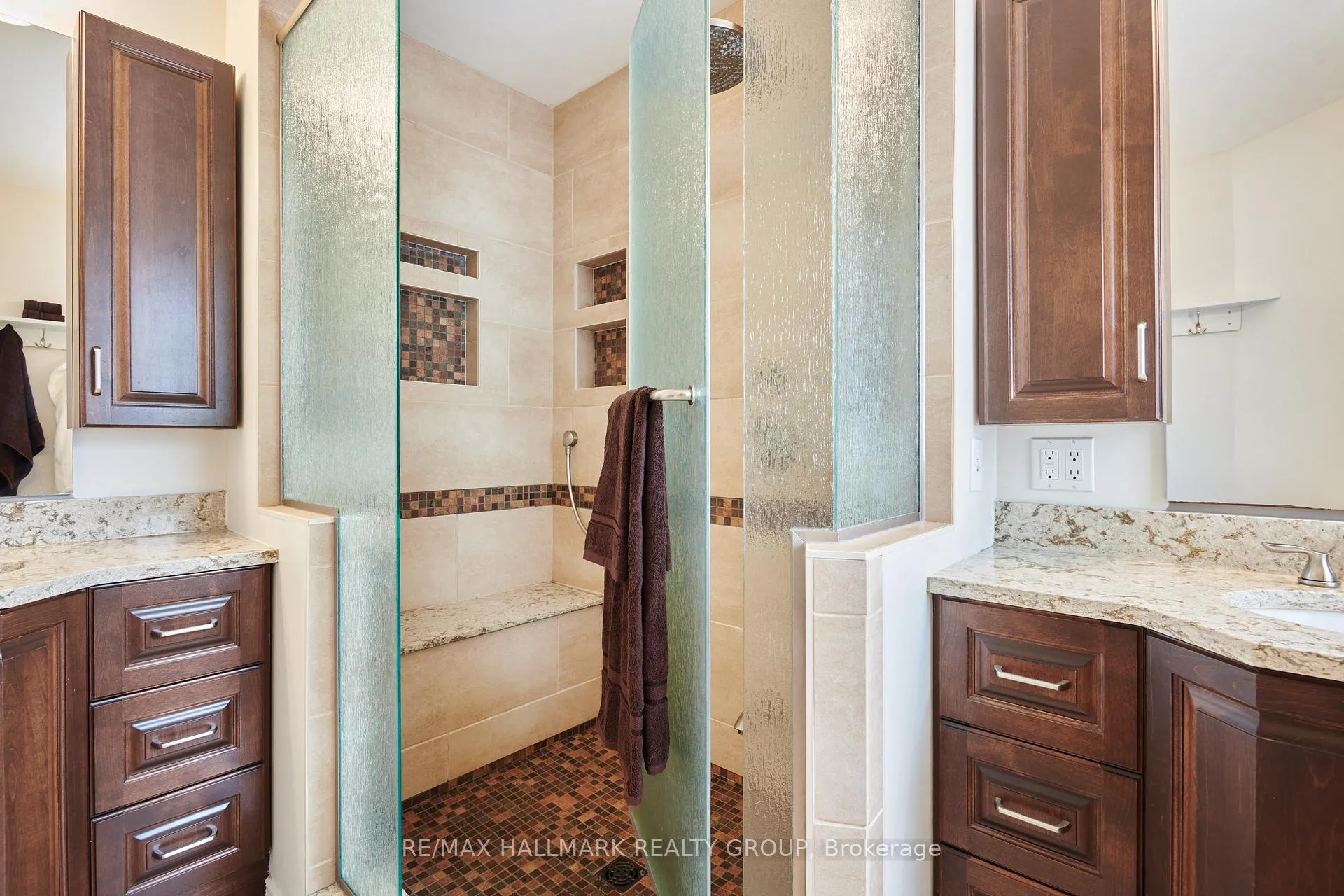 Photo 28 of 6602 Windsong Avenue, Ottawa, Orleans/Sunridge — HOMEH
